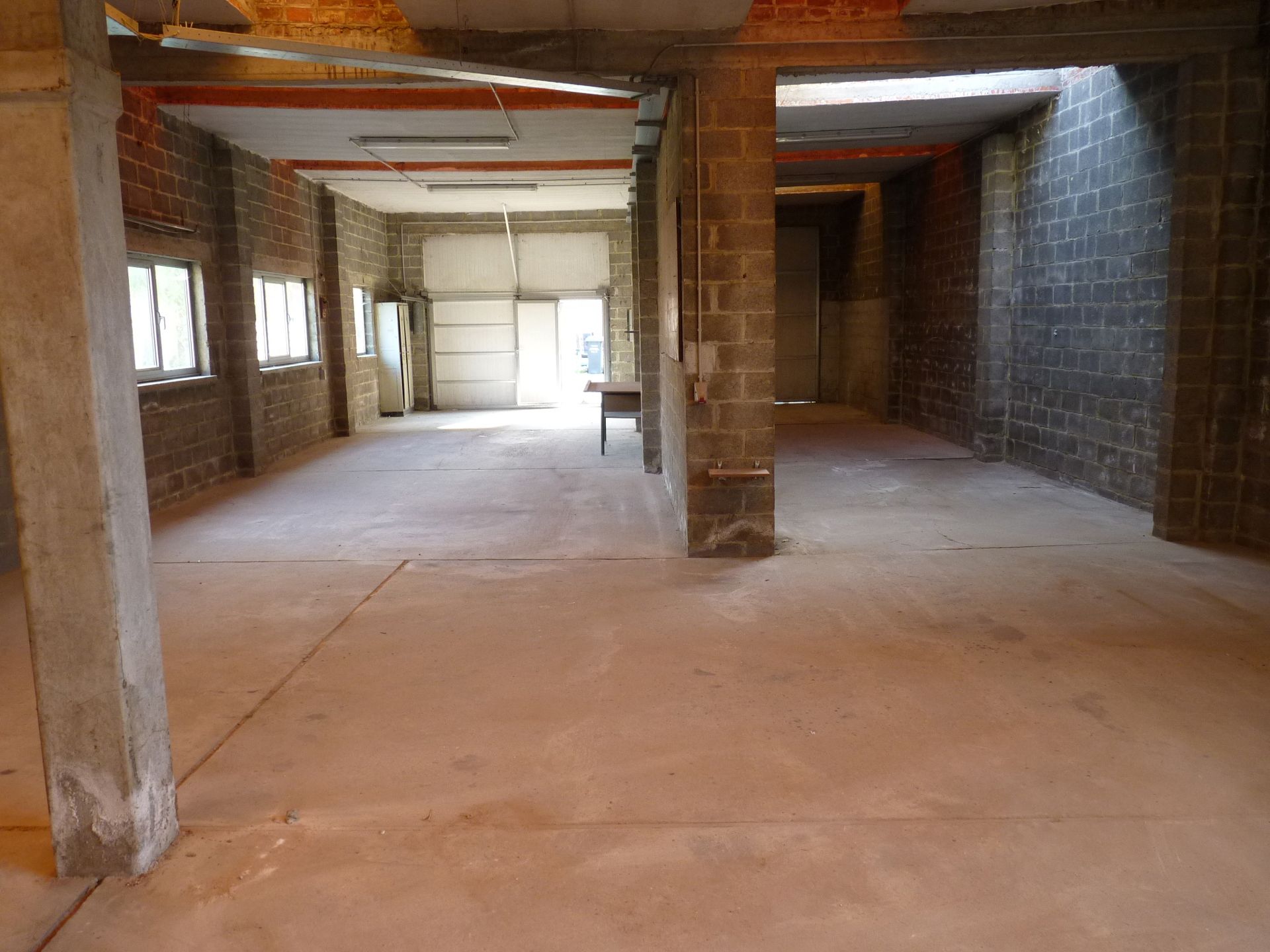 Gebouw te koop foto 14