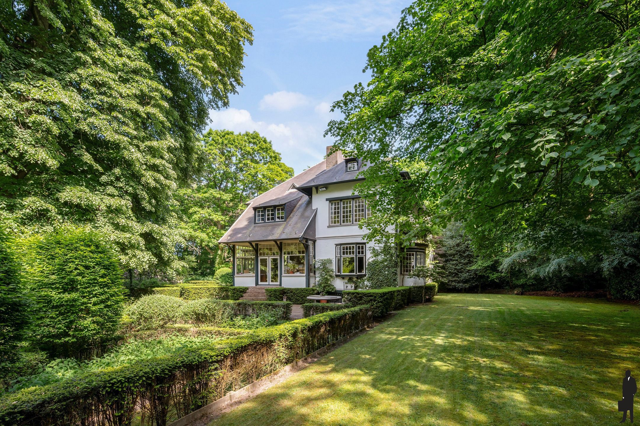Uiterst charmante villa op een rustige en groene locatie met volledige privacy! foto 43