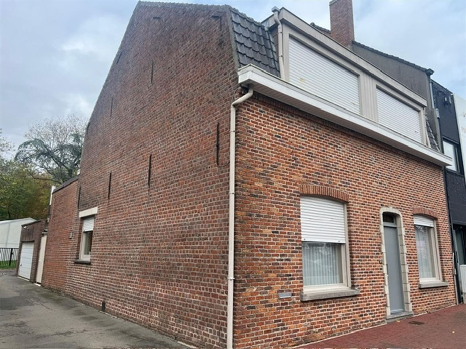 Instapklare ruime woning op topligging foto 24