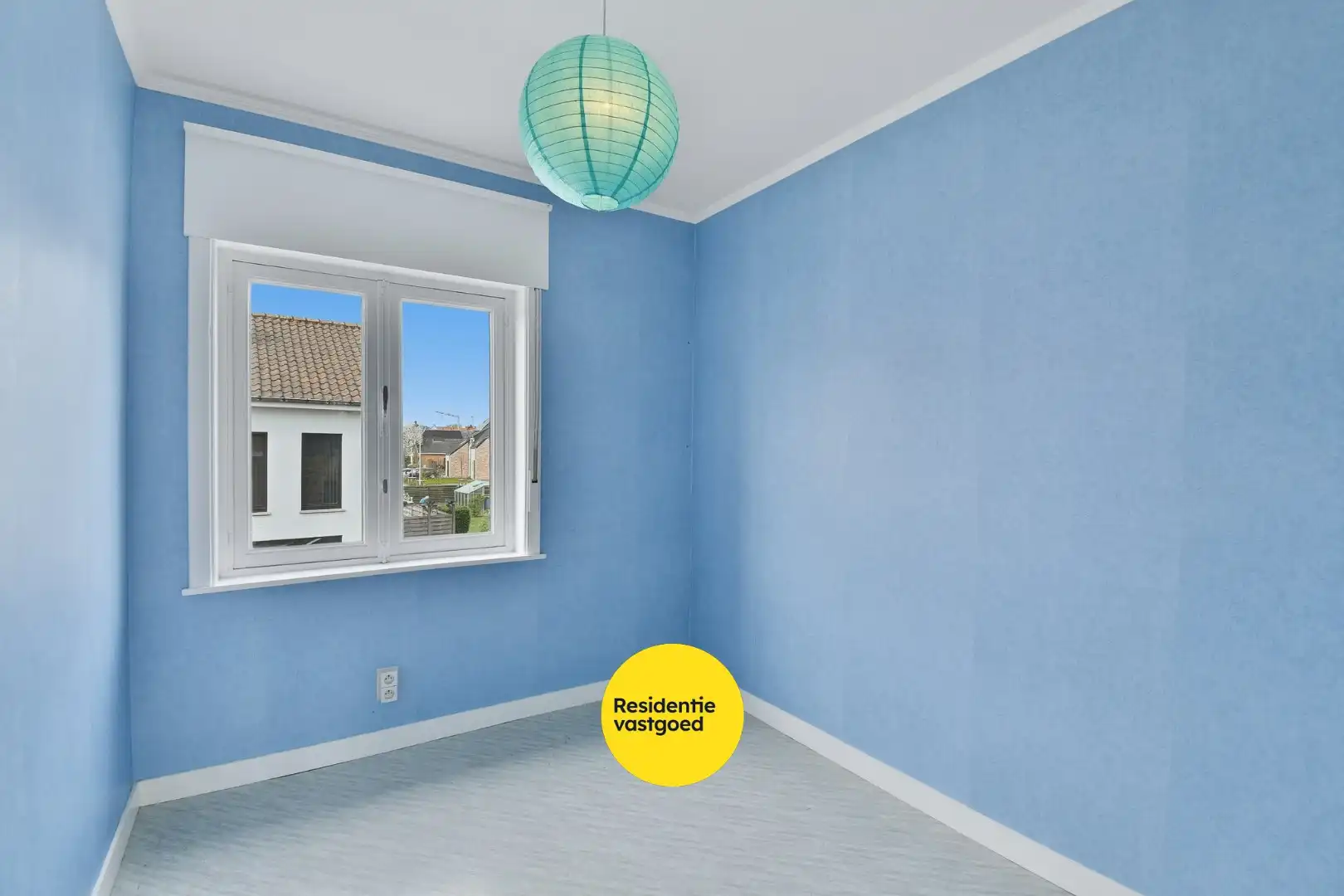 Te renoveren gezinswoning met drie slaapkamers en zongerichte tuin foto 10