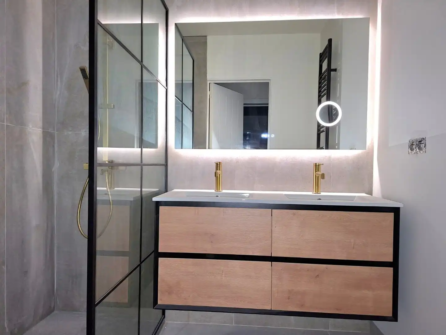 Vernieuwd hoekappartement foto 6