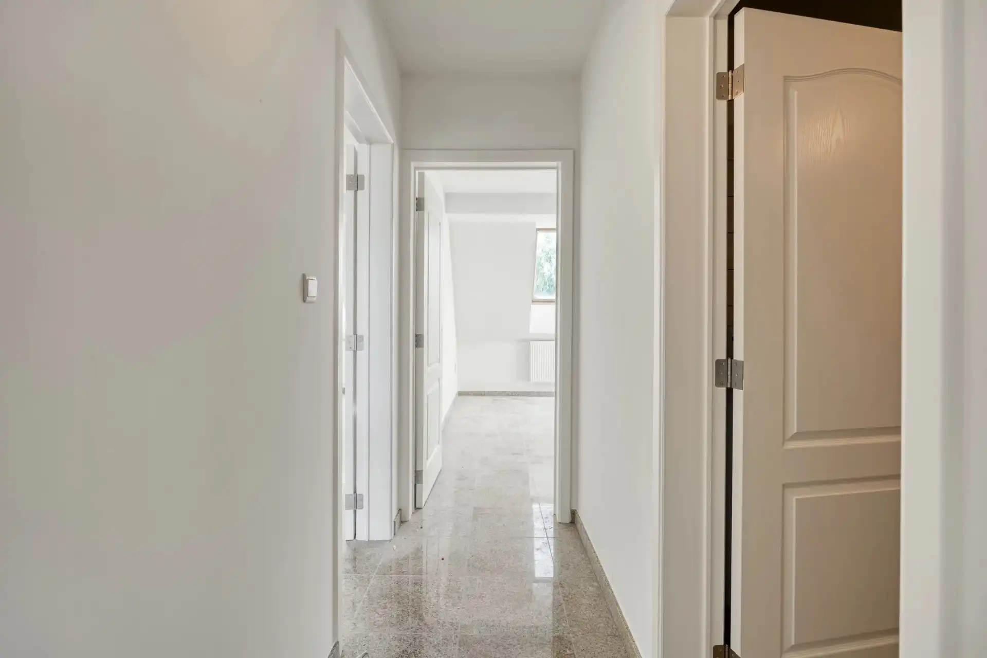 EXCLUSIEF APPARTEMENT VAN 154 M² MET 3 SLPK'S EN 2 BADK'S IN KERMT foto 9