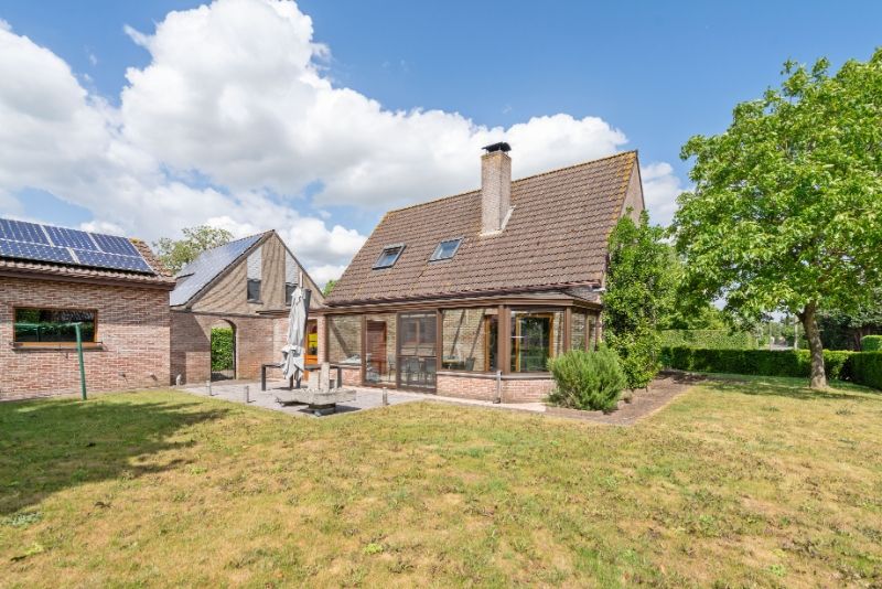 Vrijstaande woning rustige wijk - 832m² grond! foto 3