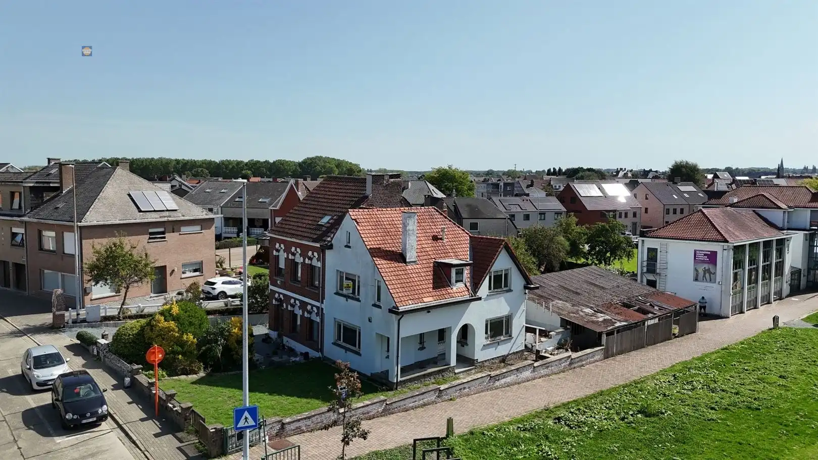 Karaktervolle te renoveren woning met 3 slaapkamers en tuin in Denderleeuw foto 27