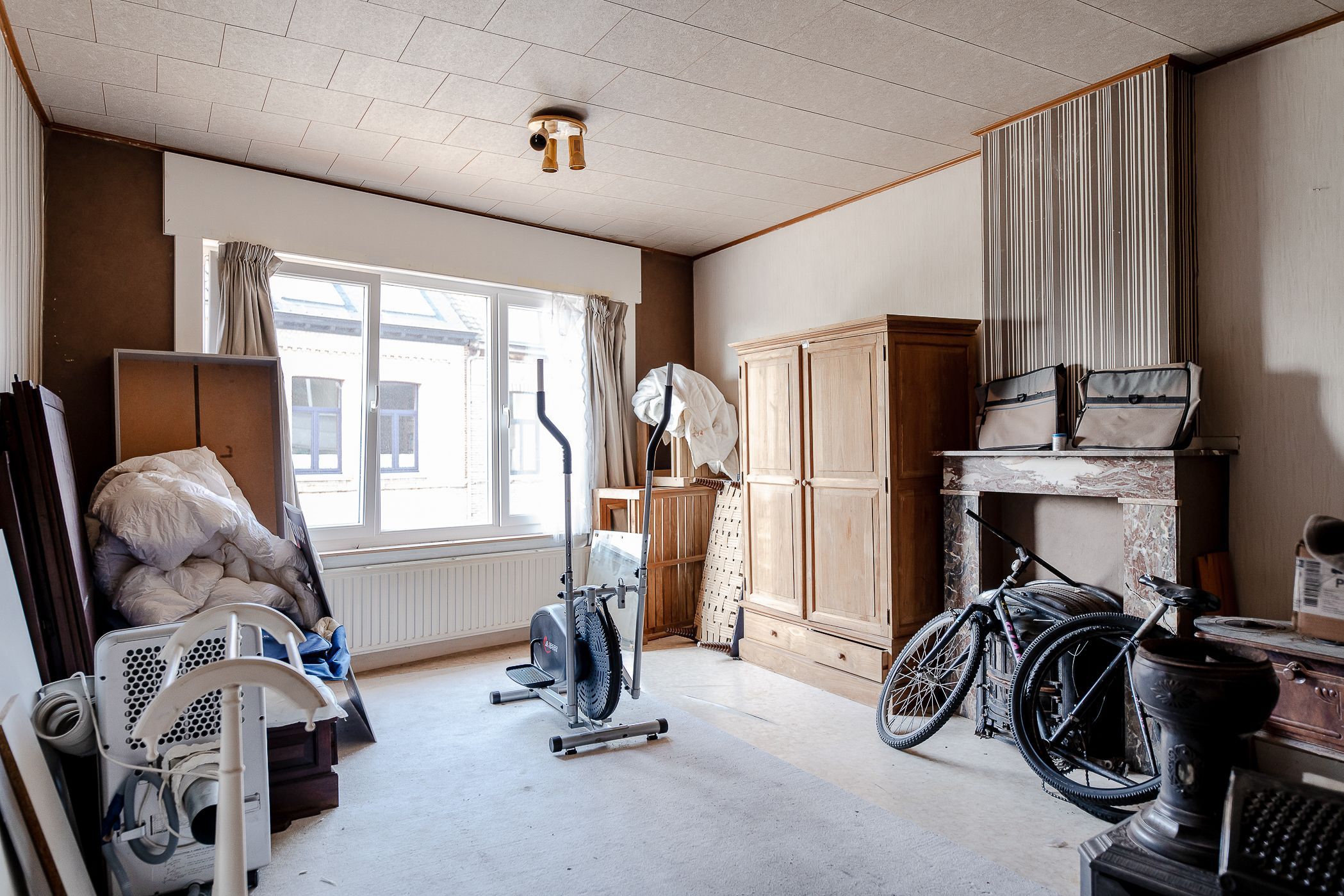 Handelspand met appartement te koop foto 38