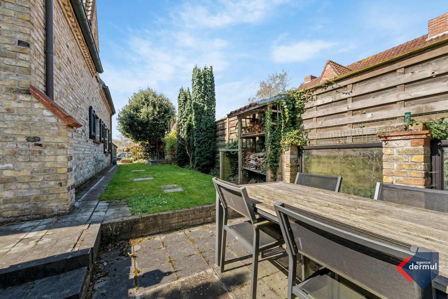 VILLA foto 18