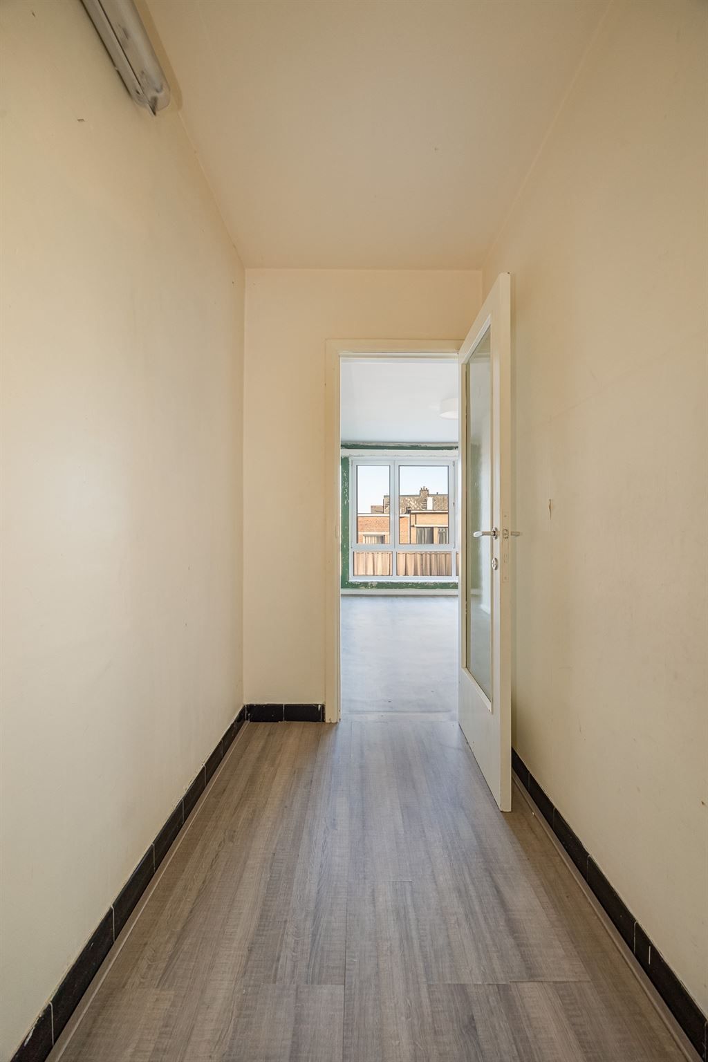 Toffe bel-etage met veel potentieel  foto 14