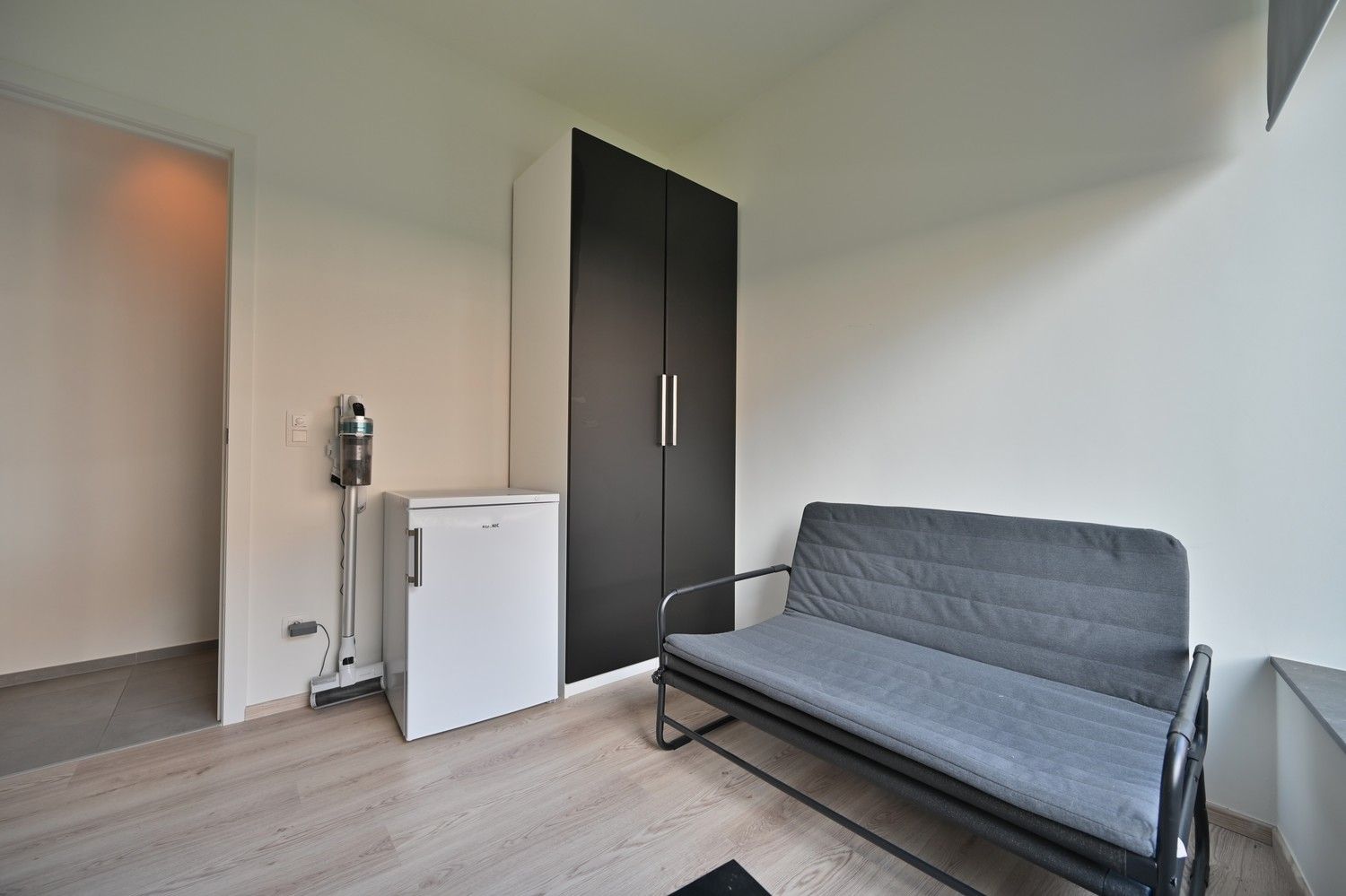 Gelijkvloers appartement met 2 slaapkamers en privétuin in het centrum van Lanaken. foto 19