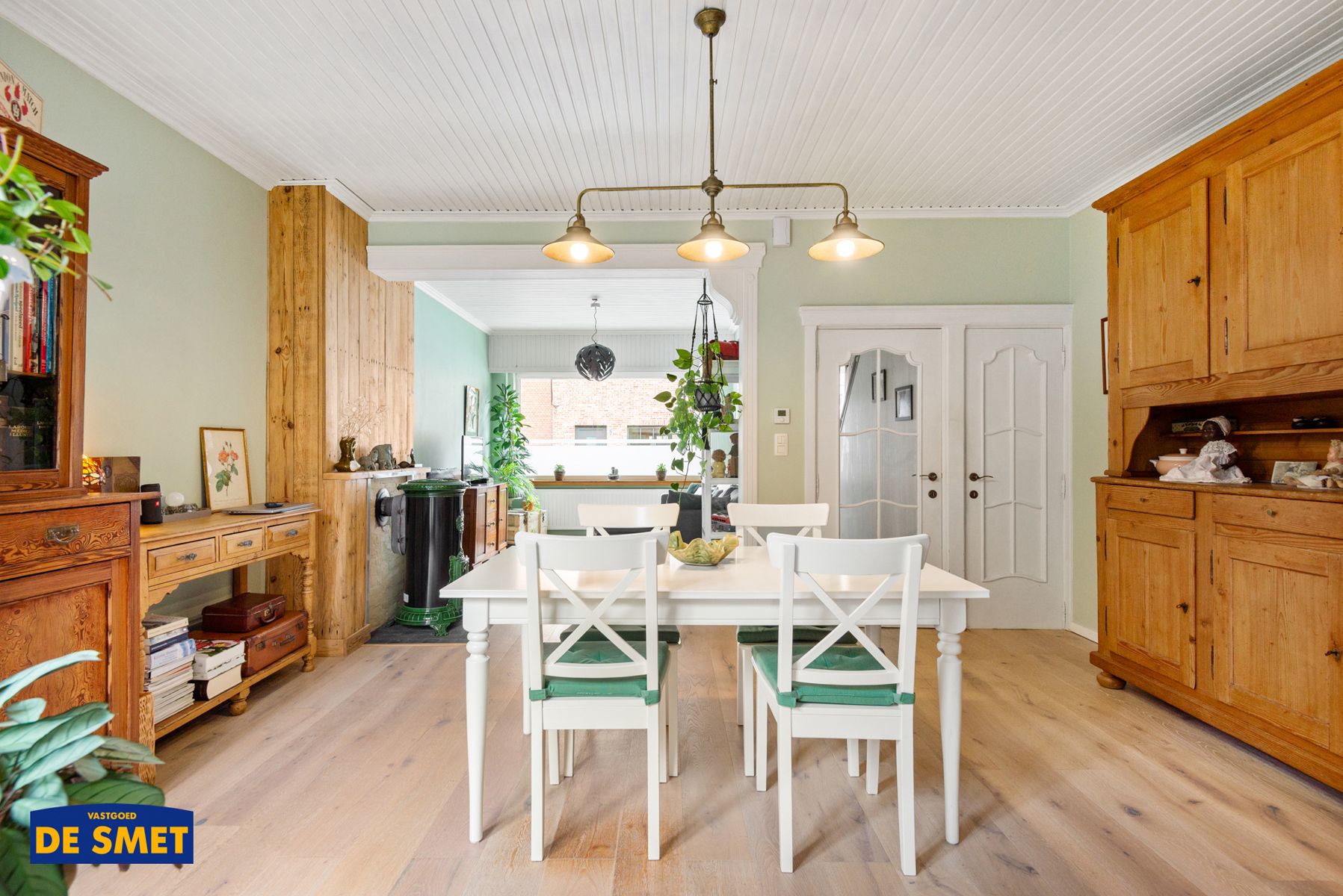 Volledig vernieuwde ééngezinswoning nabij het centrum foto 4