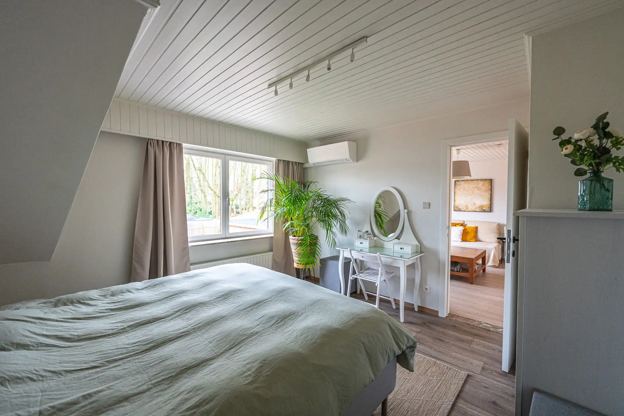 Instapklaar appartement met 2 slaapkamers foto 9