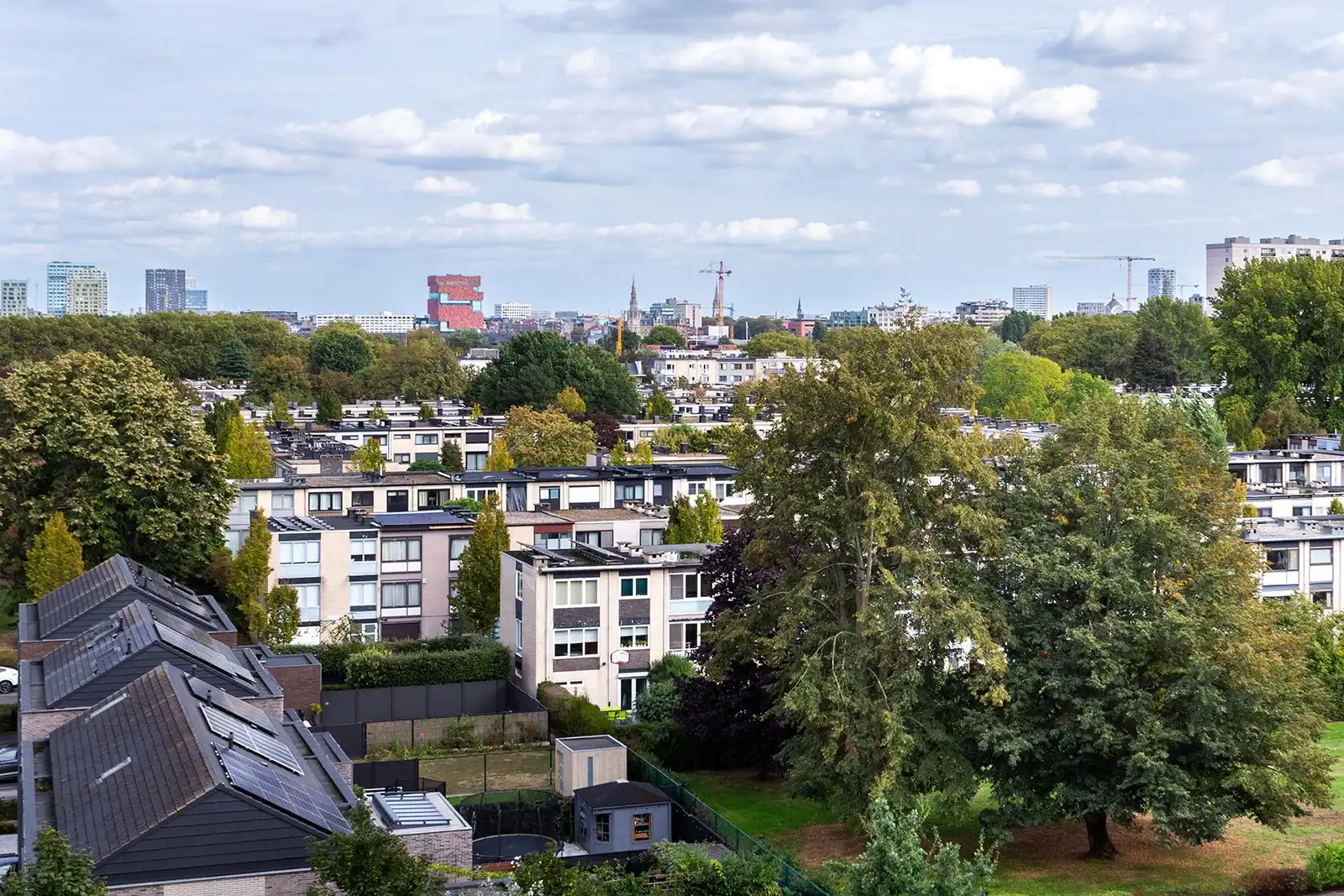 Mooi gerenoveerd 3-slaapkamerappartement met 2 terrassen, garage en 2 kelderbergingen foto 11