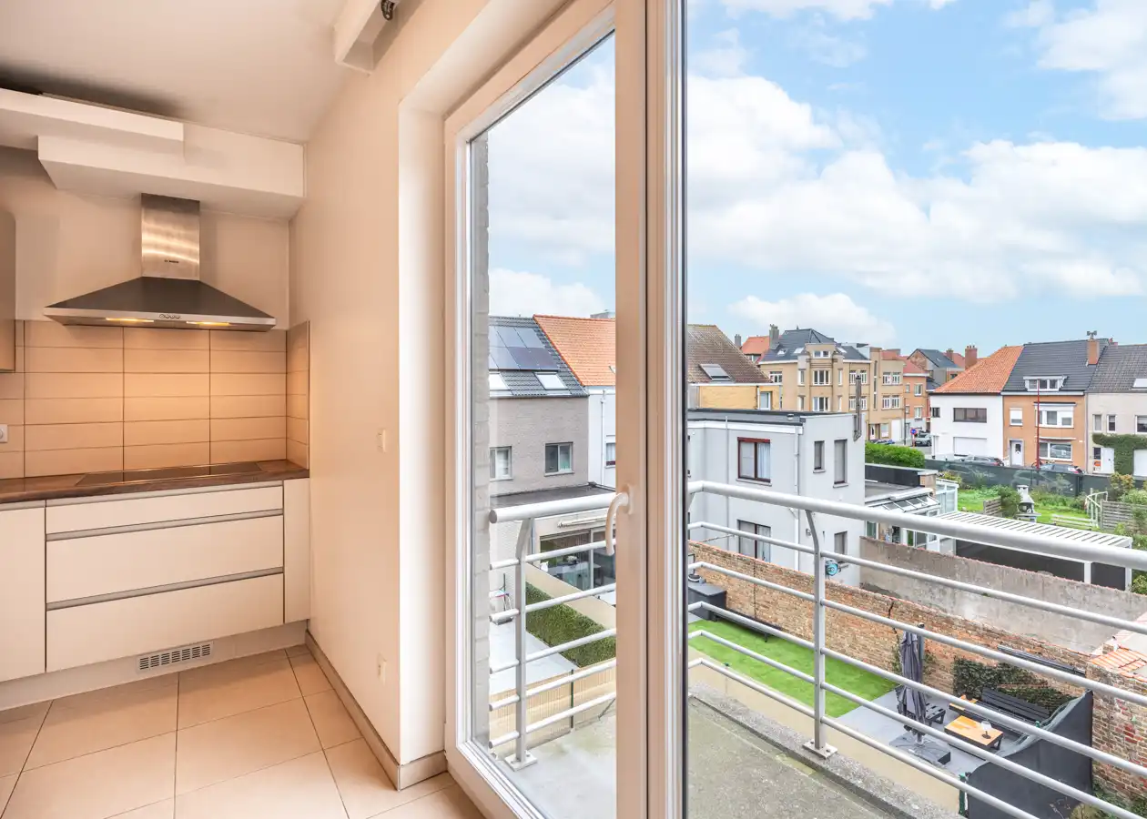 Lichtrijke duplex, op wandelafstand van zee, 2 slpks foto 9