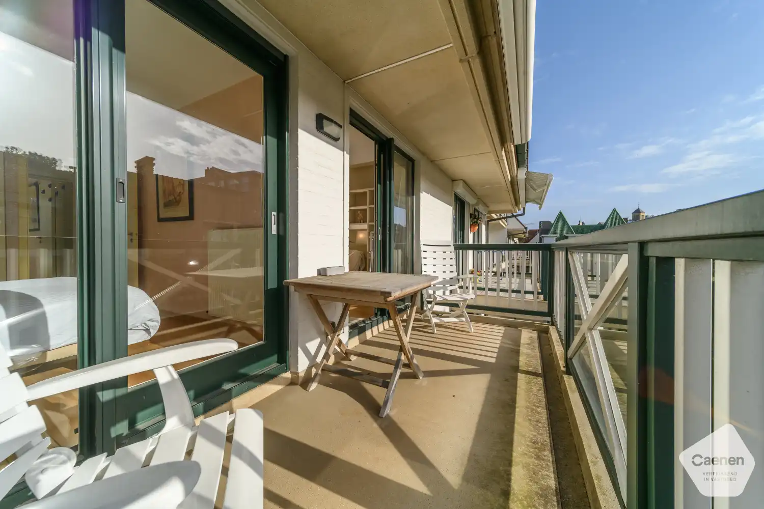 Zongericht hoekappartement met 2 slaapkamers in hartje Dumontwijk, inclusief ruime garage en kelder foto 12