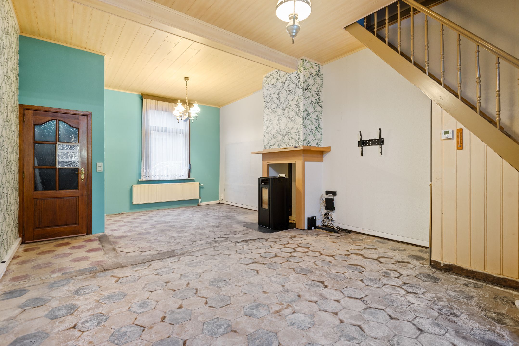 Halfopen woning met grote garage vlakbij centrum Kapellen ! foto 10