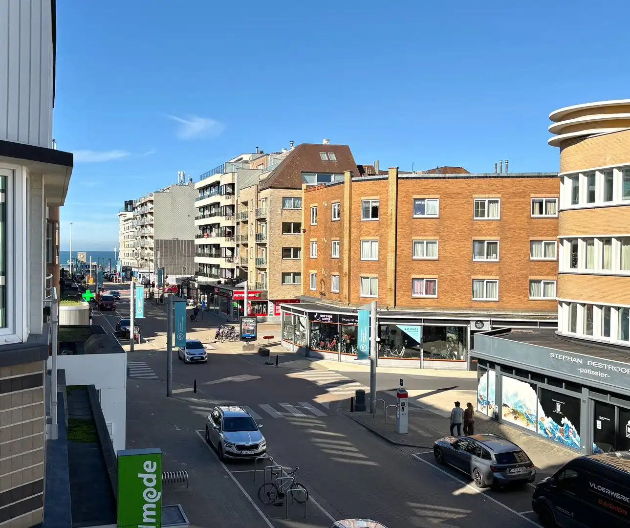 Uitzonderlijk ruim en gerenoveerd duplexappartement met 5 slaapkamers met zonnig terras in Sint-Idesbald foto 22