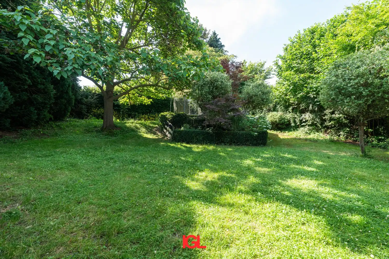 Luxueuze villa in residentiële wijk te huur foto 24