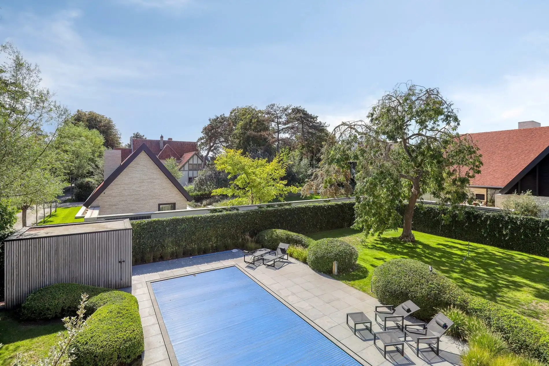 Luxueuze en stijlvolle villa in Engelse Cottage stijl met verwarmd zwembad gelegen in het Zoute. foto 23