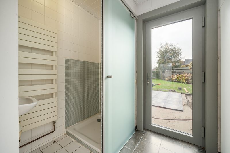 Roeselare : Charmante woning te huur in een gezellige wijk! foto 17