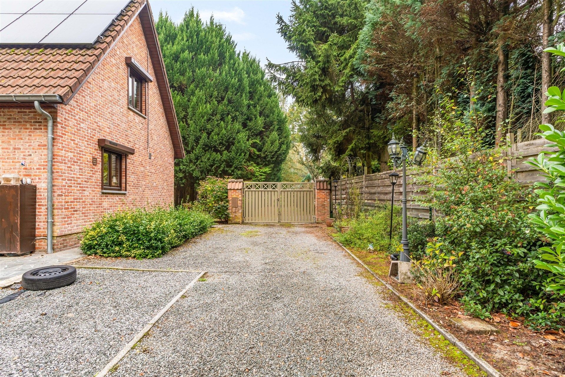 Mooie open bebouwing in groene omgeving  foto 17