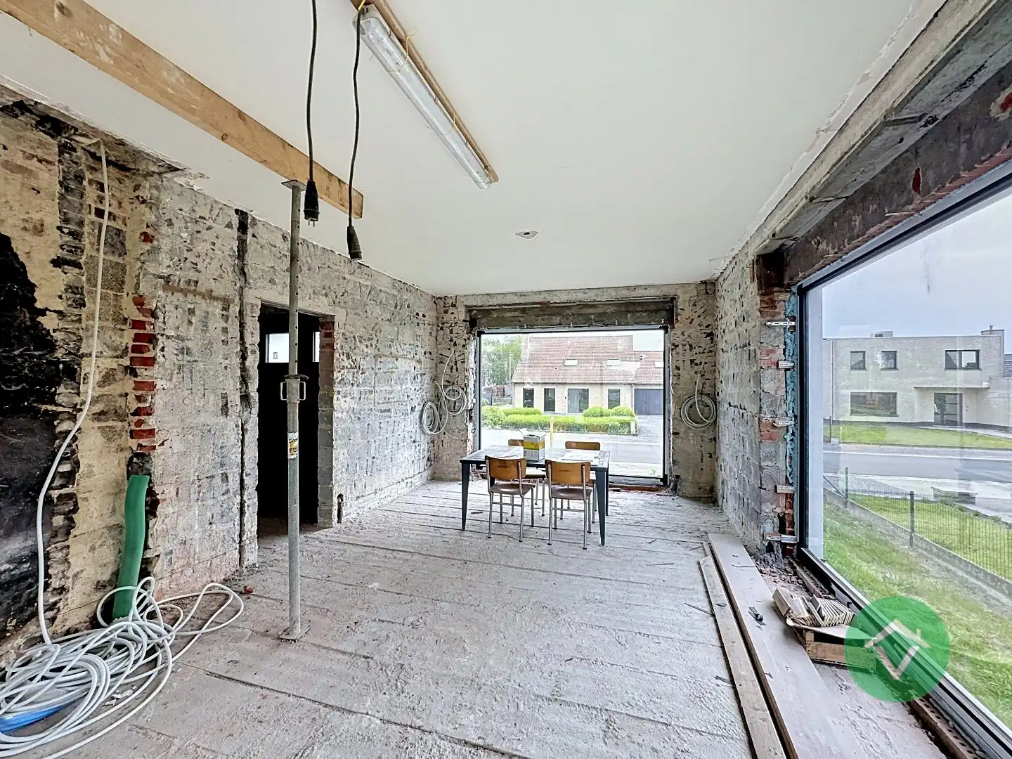 Alleenstaande statige woning met tuin te Veldegem foto 8