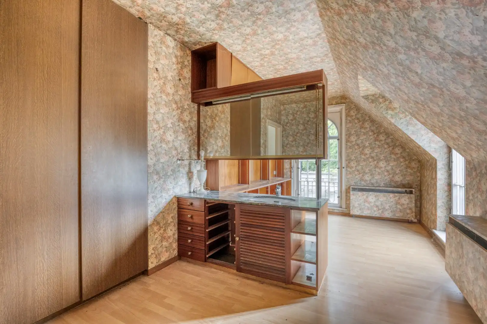 Te renoveren villa aan het kasteel ten Bogaerde foto 17