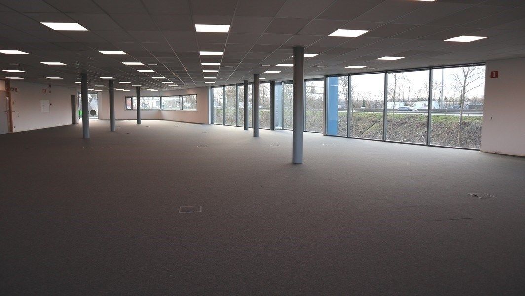 Strategisch gelegen eigentijdse kantoren te huur in Melle foto 12