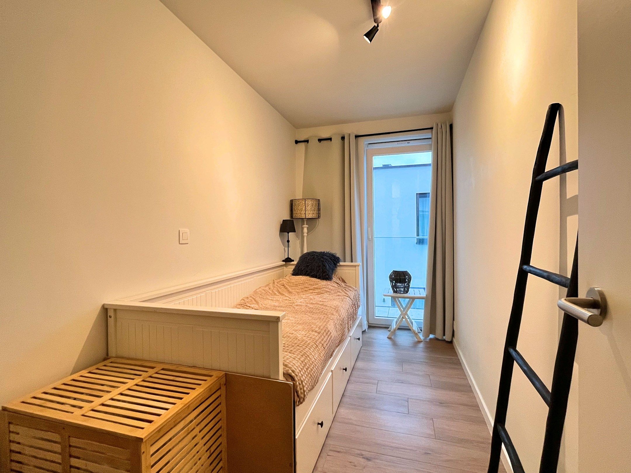 Leuk vernieuwd appartement met 2 slaapkamers te Knokke  foto 11