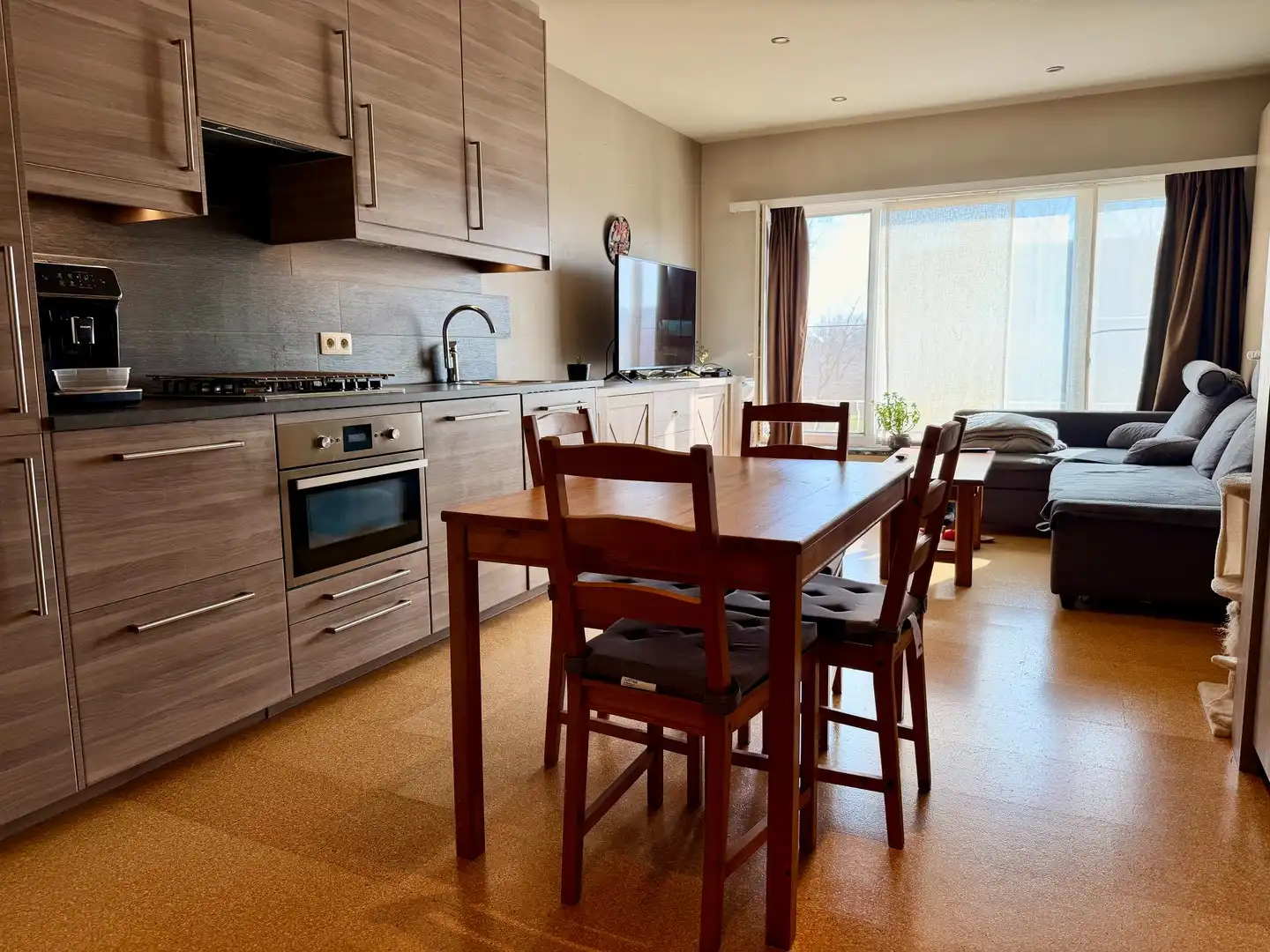 Recent gerenoveerd appartement in het centrum foto 3