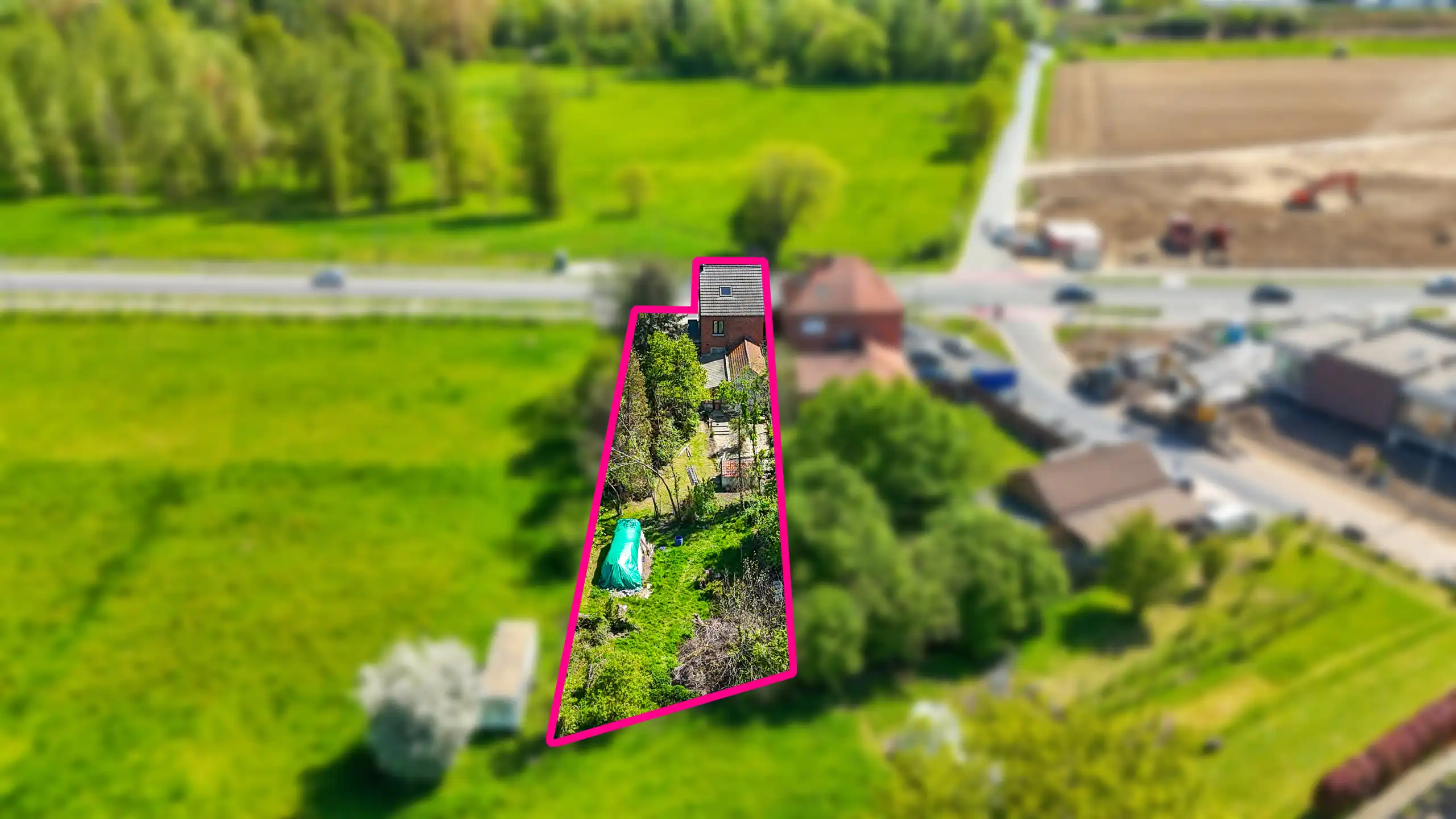 Te renoveren woning met 3 slpkms op ruim perceel van 8a58ca! foto 37