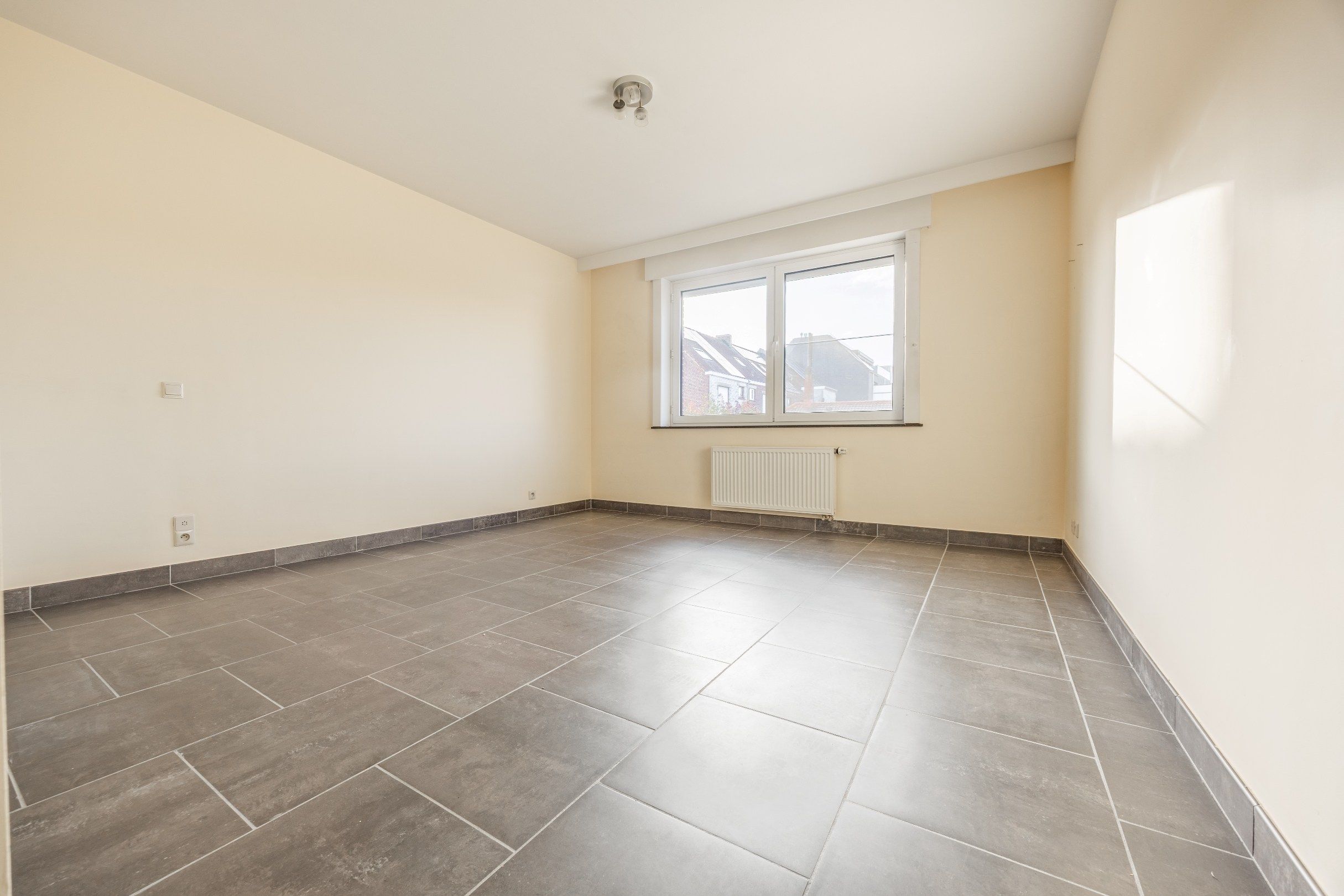 INSTAPKLAAR APPARTEMENT MET ZONNIG TERRAS foto 13