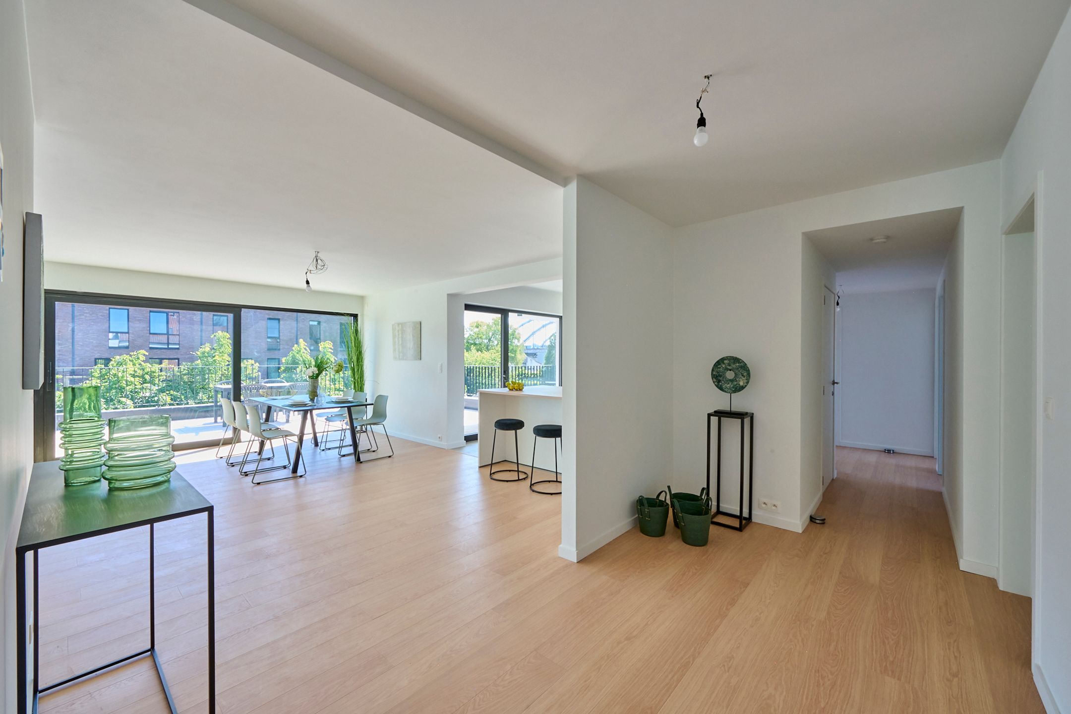 Volledig vernieuwd appartement (127m²) + zuidgericht terras foto 12