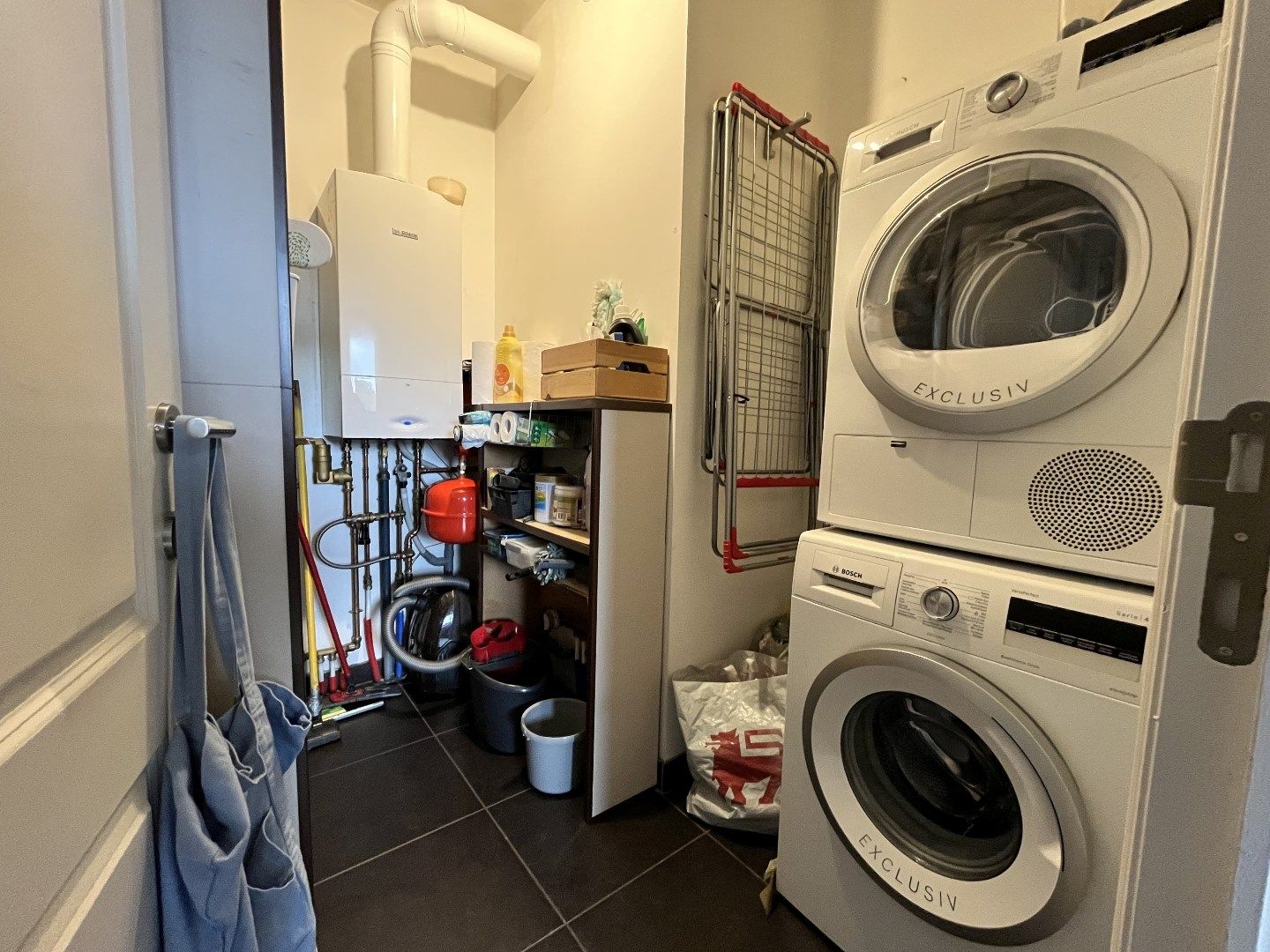 Riant 3 slpk-appartement met 2 terrassen en een garagebox foto 16