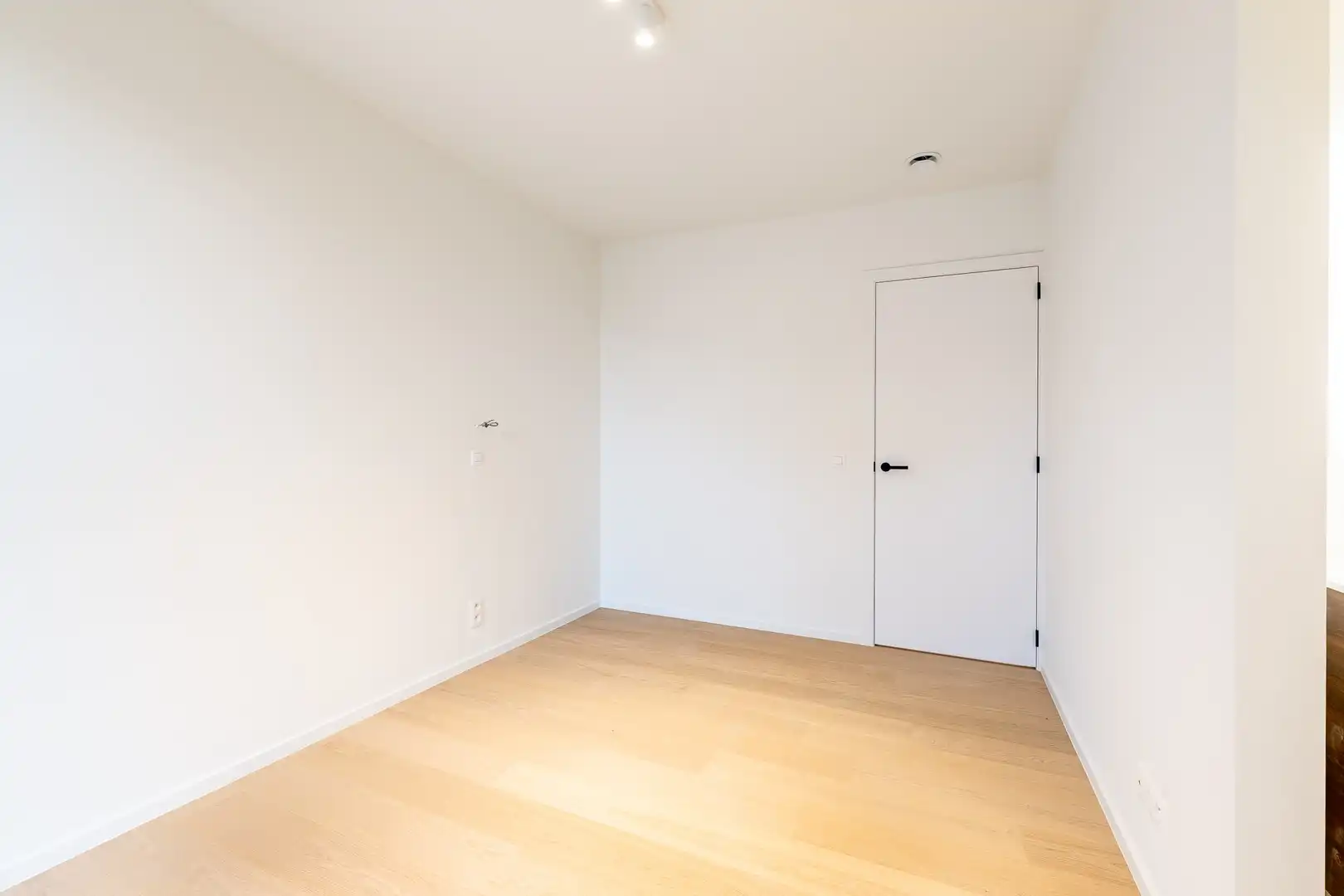 Prachtig nieuwbouwappartement op een centrale ligging in Knokke. foto 26