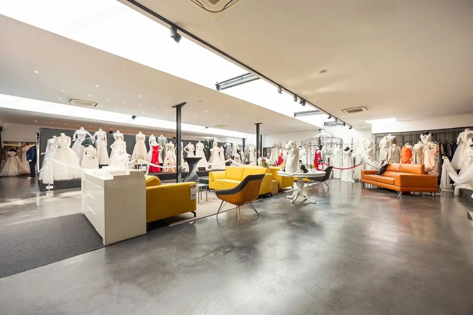 Multifunctioneel bedrijfsgebouw aan brug van den Azijn foto 16