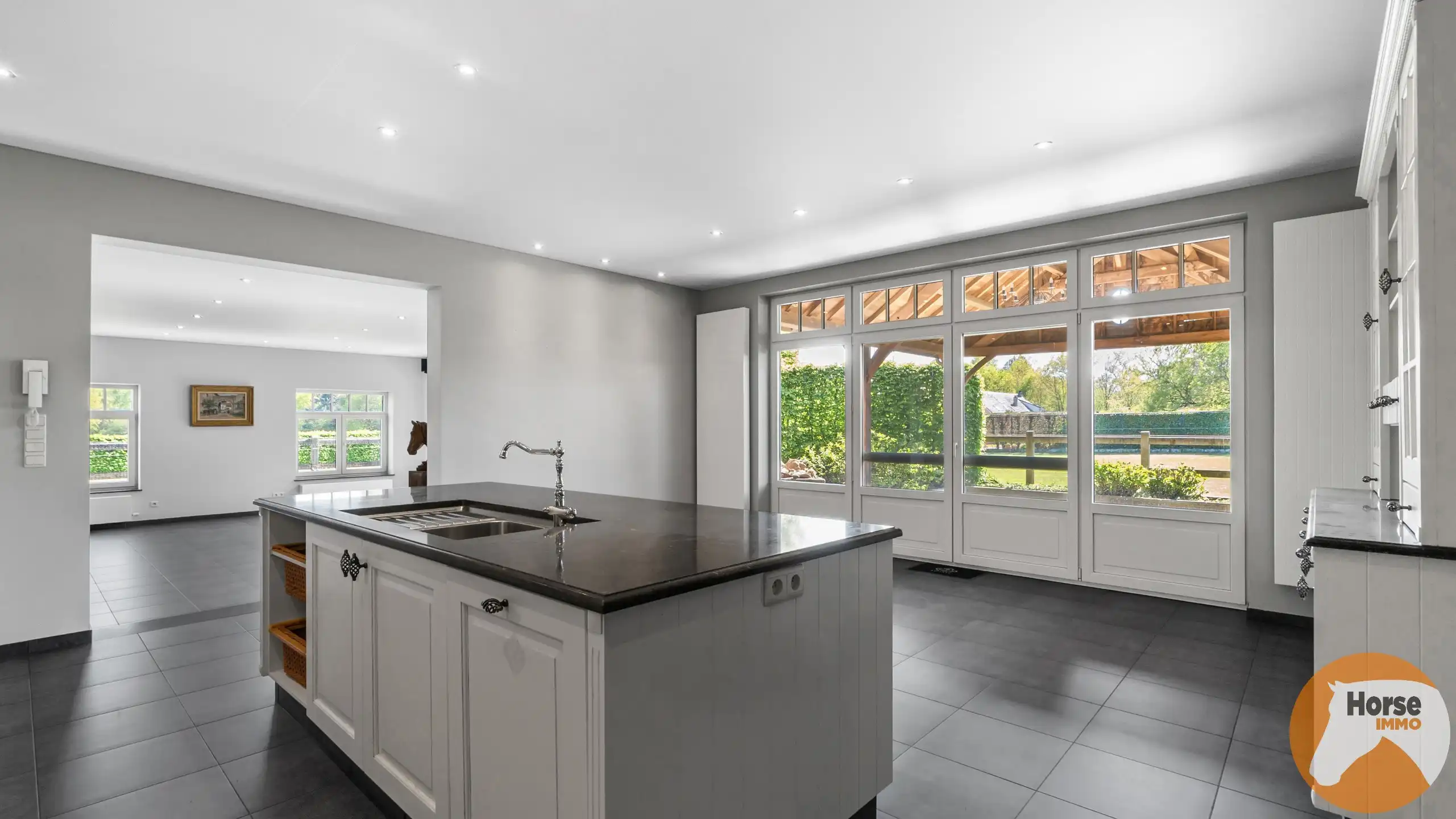 HEUSDEN-ZOLDER - Hoeve met paardenaccommodatie foto 12