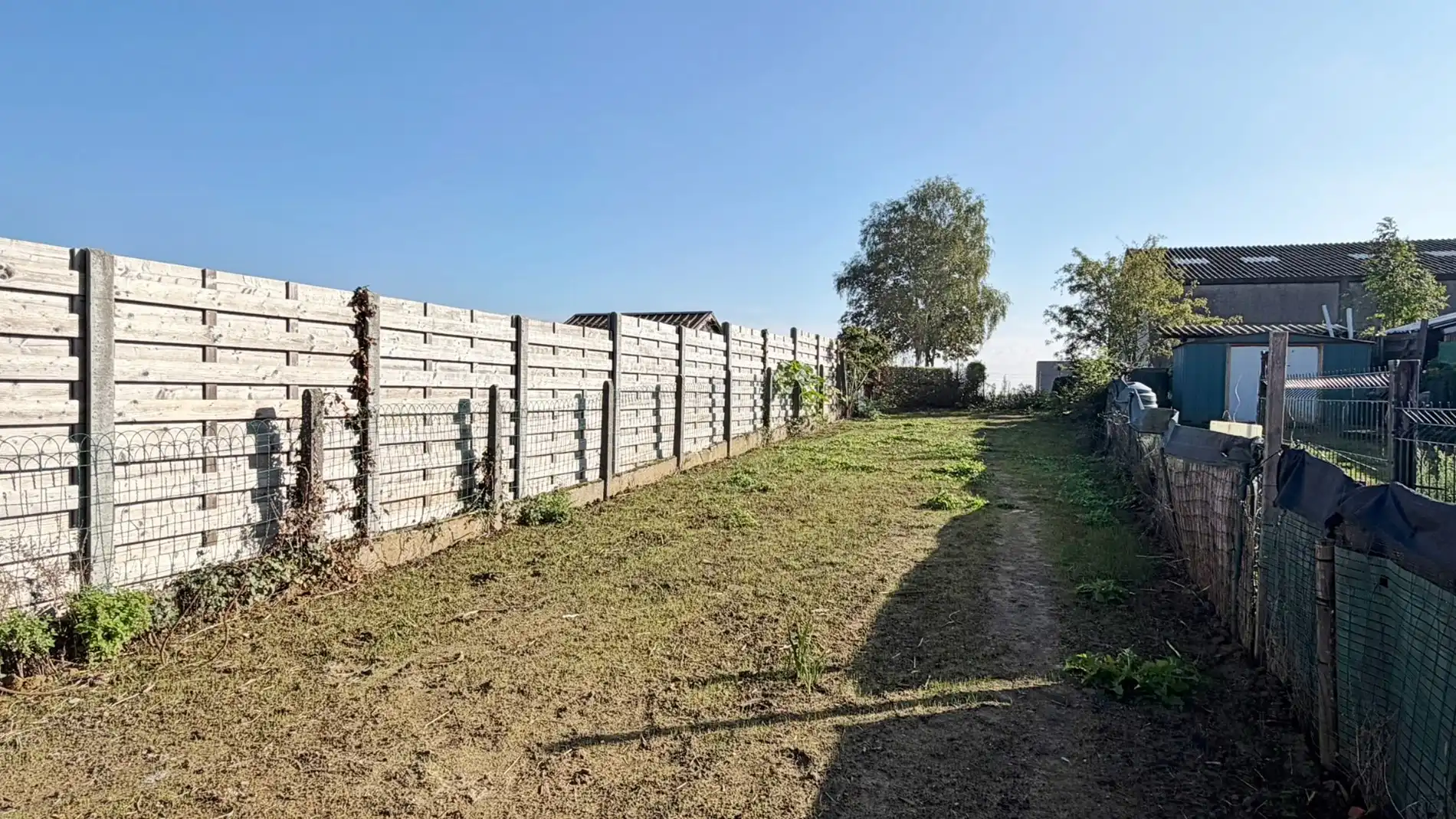 VOLLEDIG GERENOVEERDE, ENERGIEZUINIGE WONING MET ZONNIGE TUIN EN PRACHTIG OPEN ZICHT foto 18