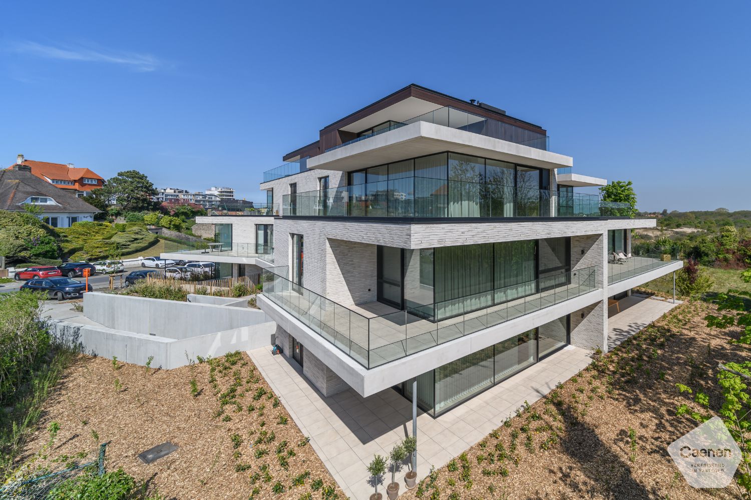 Exclusief nieuwbouwappartement – instapklaar en uniek gelegen aan natuurreservaat Houtsaegerduinen foto {{pictureIndex}}