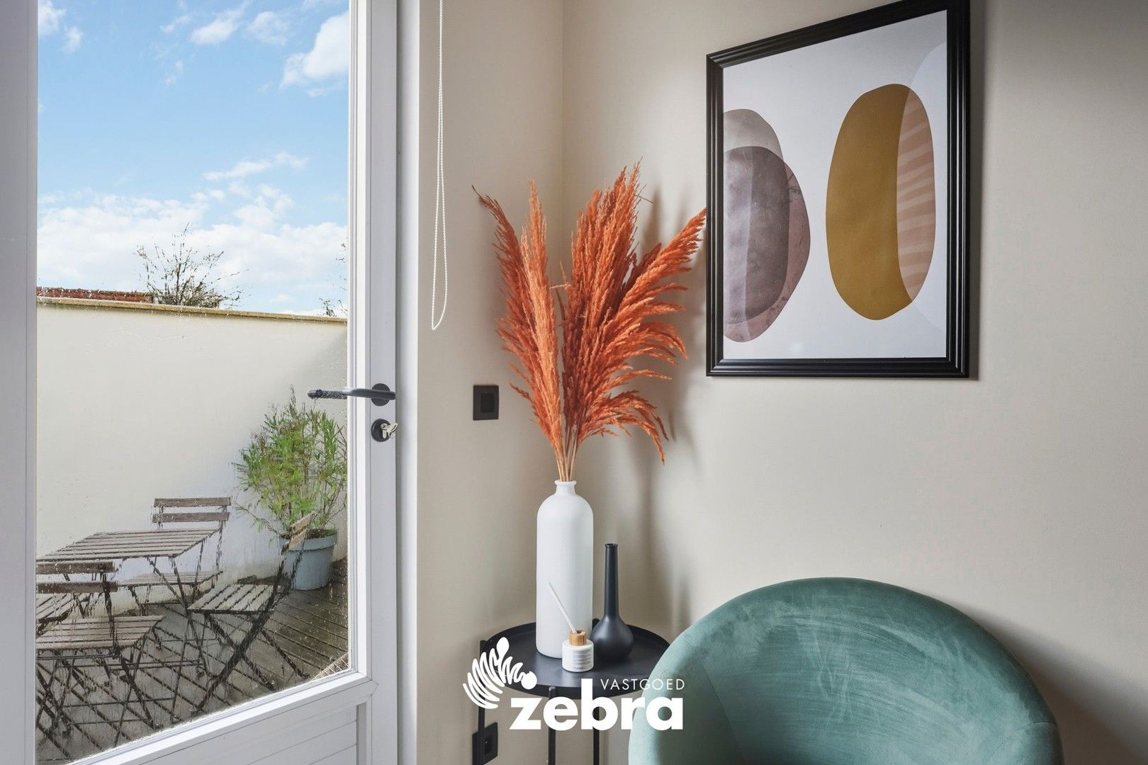 Instapklare gerenoveerde woning met tuin en dakterras te centrum Moorsele! foto 19