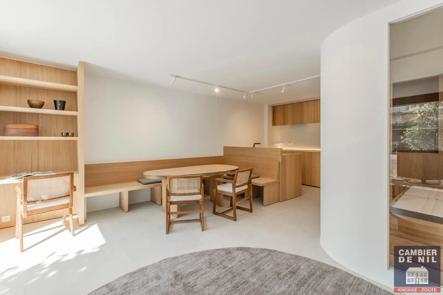 Gemeubeld design appartement in centrum Knokke! foto 4