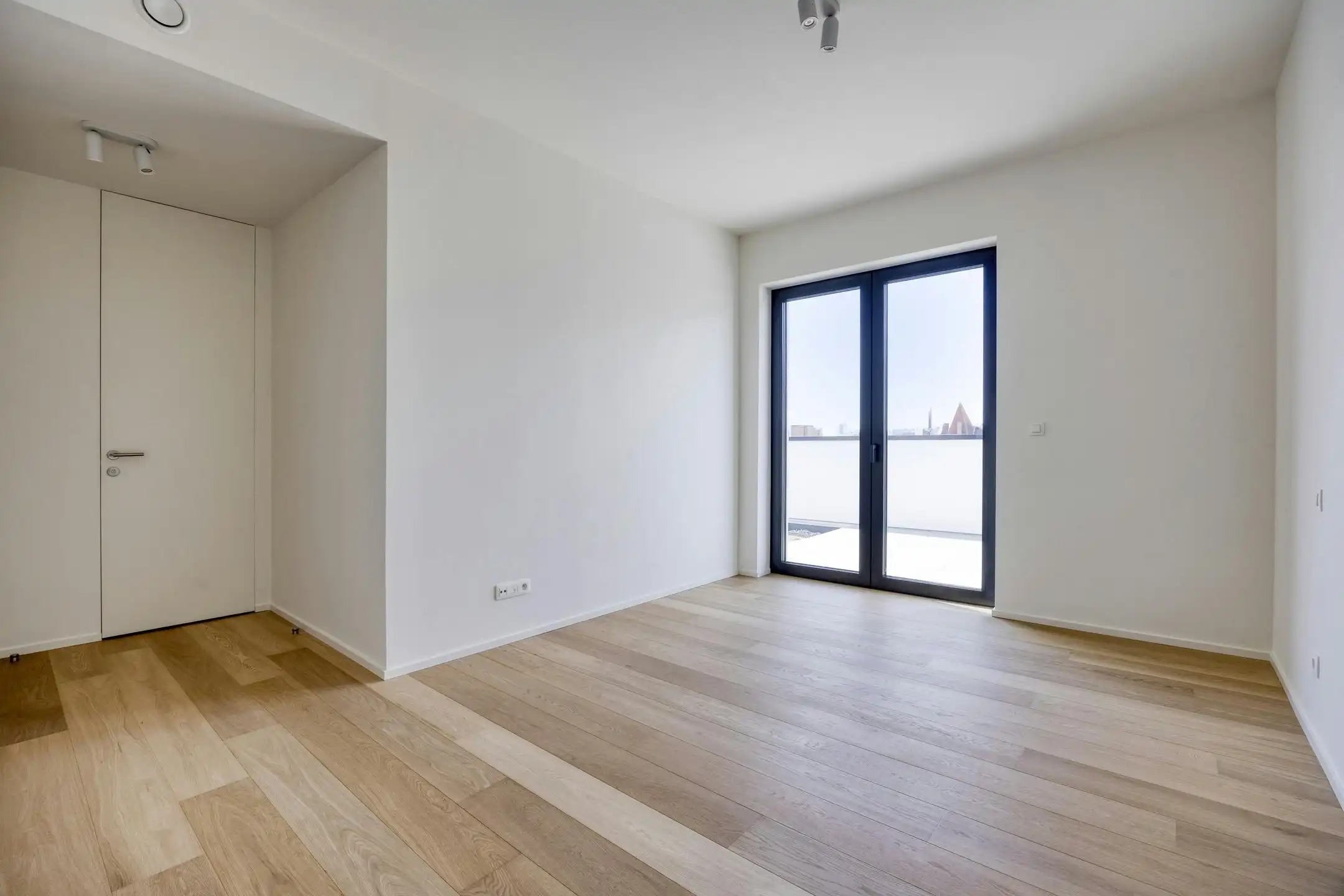 UniQ - 6% BTW - meteen beschikbaar! foto 13