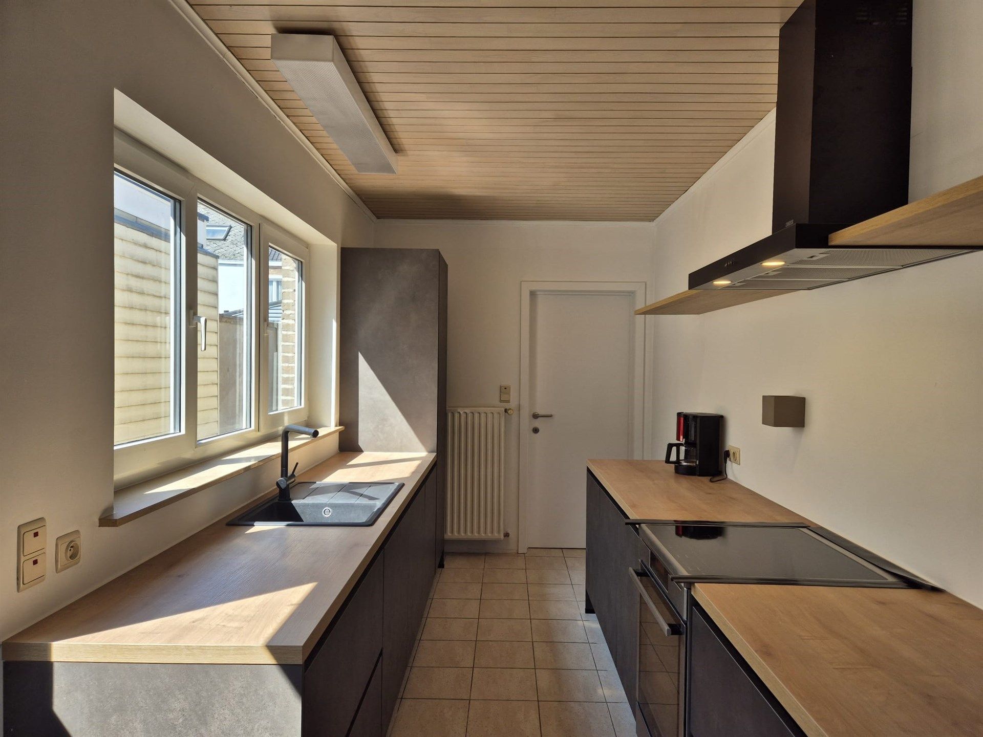 Ruime woning met 3 slaapkamers in centrum Wetteren foto 8