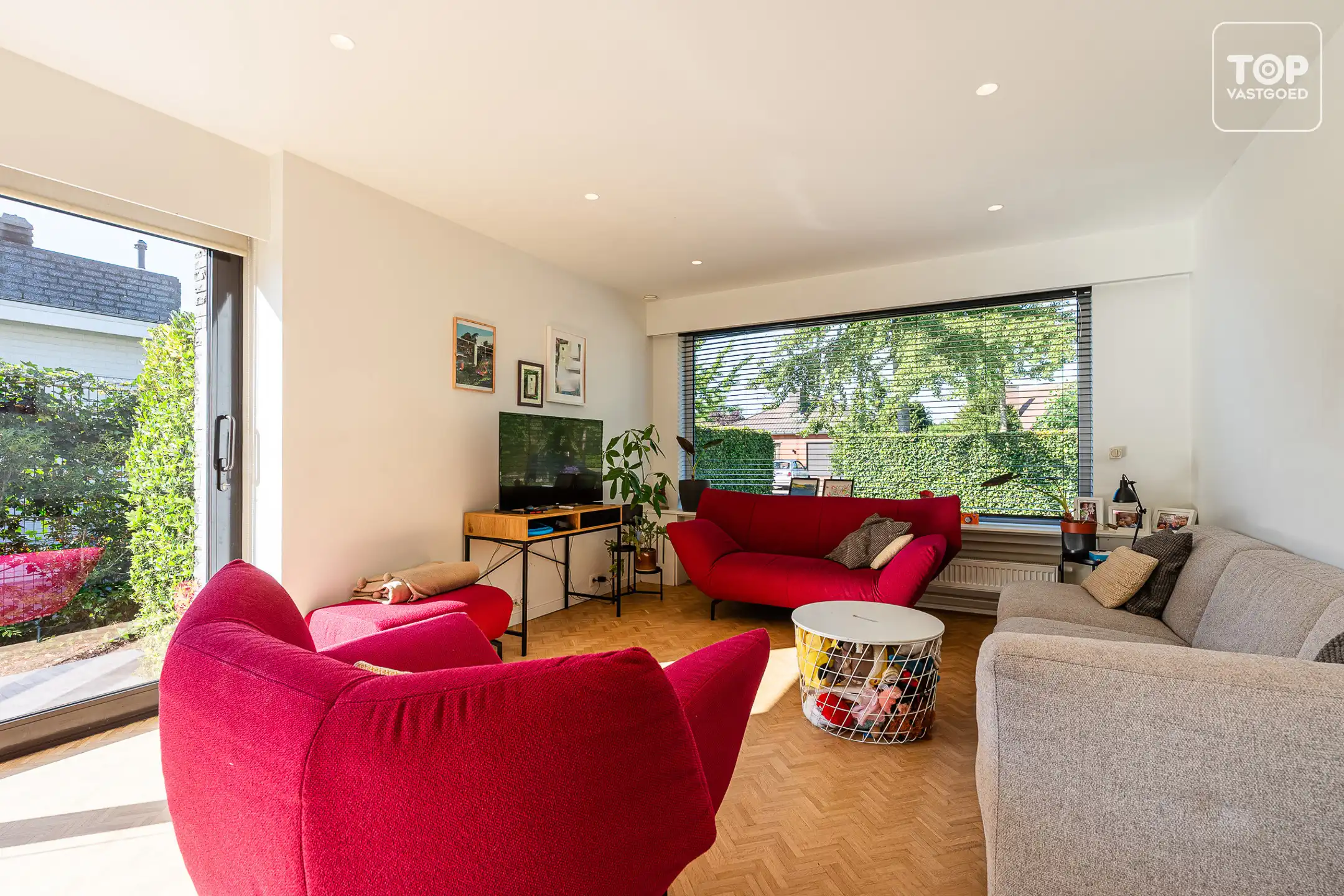 Gerenoveerde woning in een rustige buurt foto 2