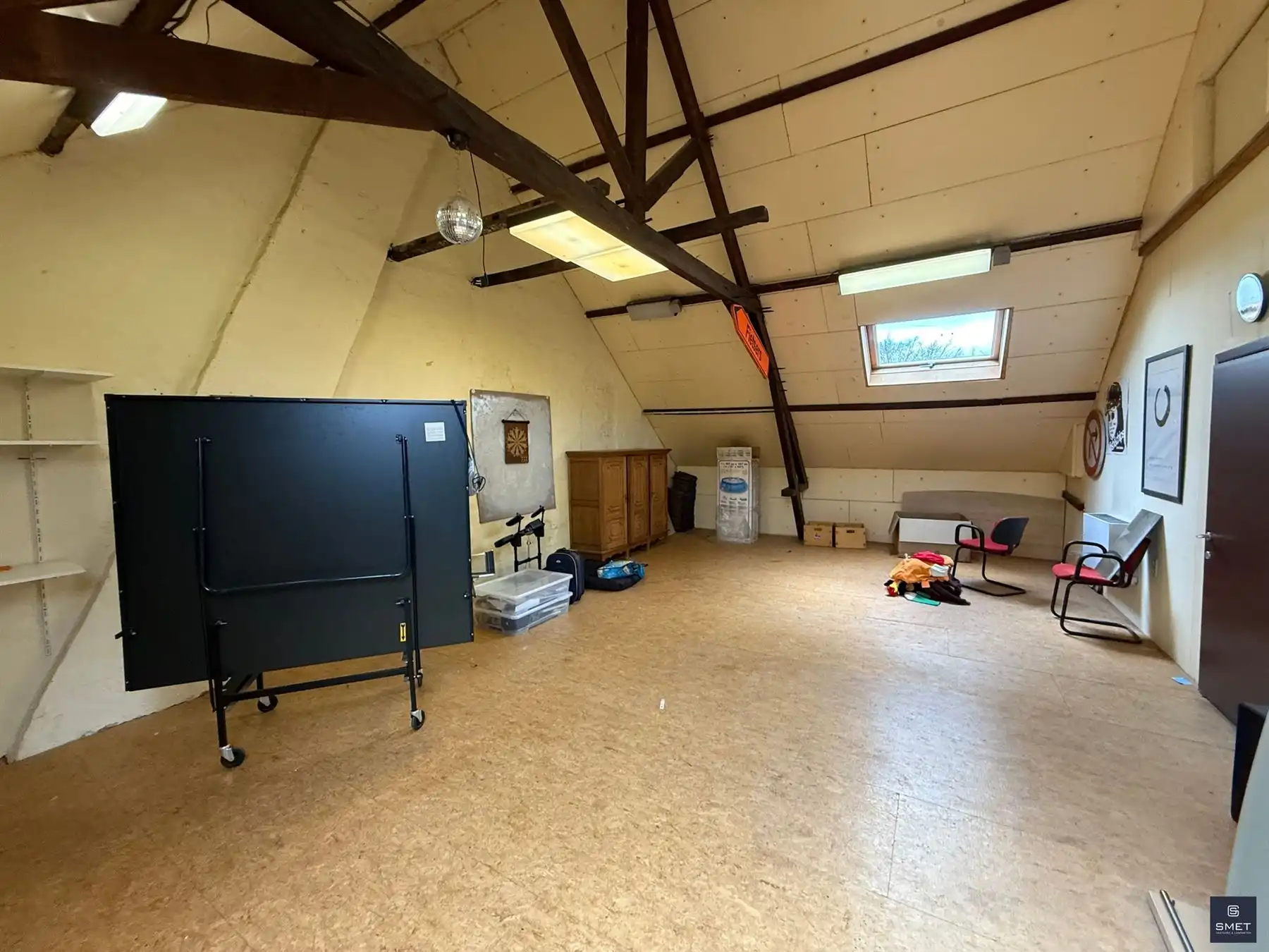 COMMERCIEEL GELEGEN HANDELSRUIMTE foto 16