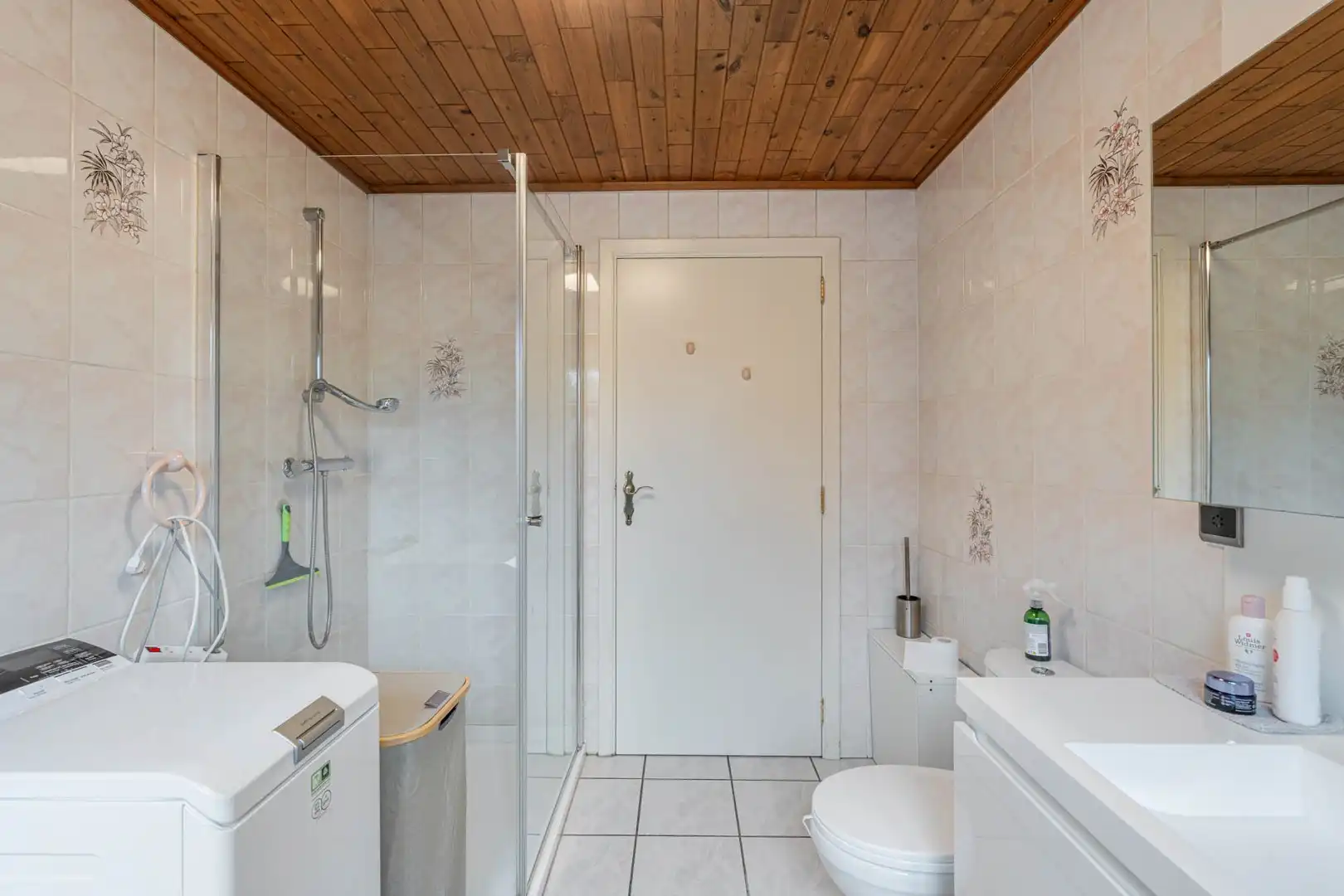 ✨ Gelijkvloers appartement met tuin & garage,  in de Zestienhuizenstraat 🏡 foto 7