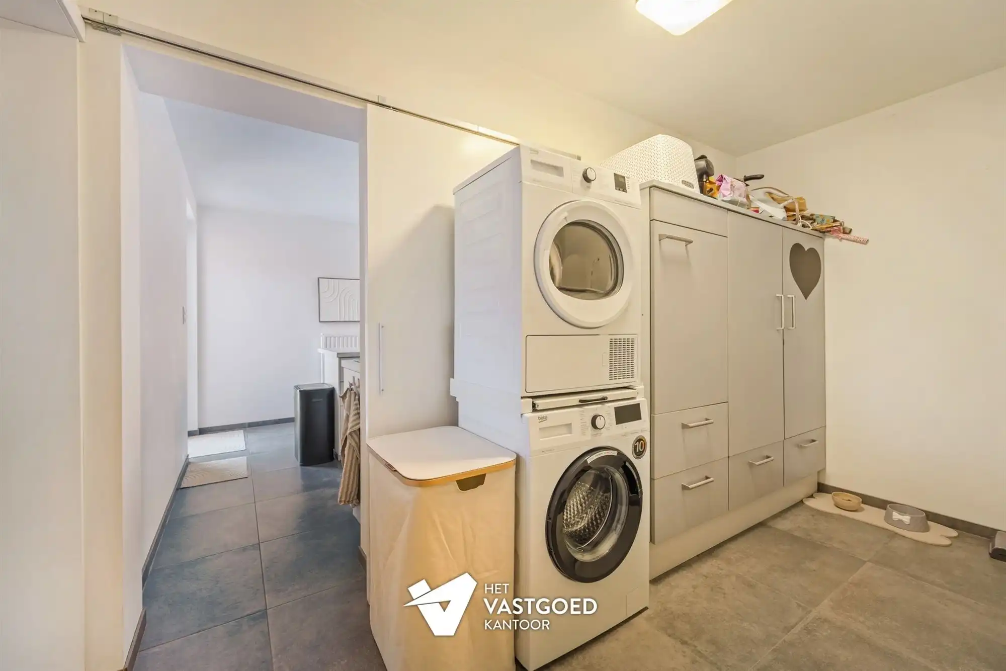 RECENT GERENOVEERDE WONING MET 3 SLAAPKAMERS OP PERCEEL VAN 7A 85CA OP CENTRALE LIGGING TE BERINGEN  foto 13