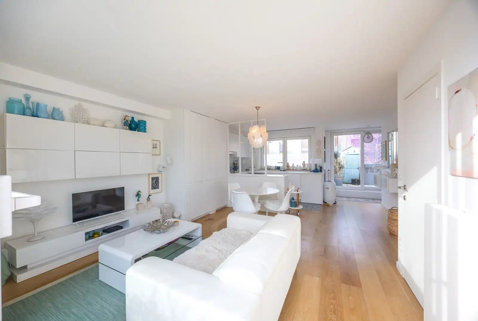 Uniek penthouse appartement met 2 splk en fantastische leefterrassen nabij zee foto 4
