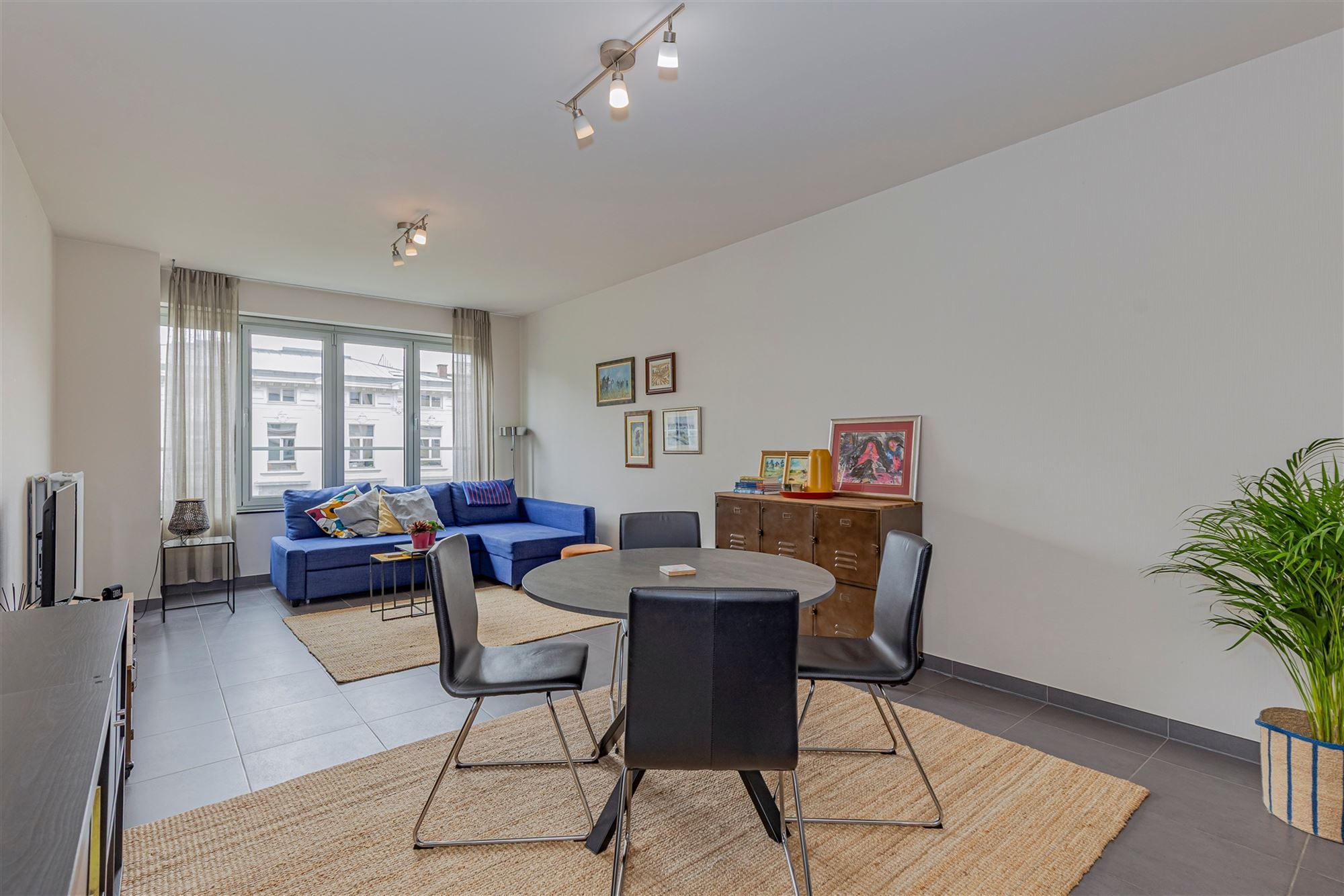 Perfect instapklaar en ruim 1 slaapkamer appartement op de Belgiëlei foto 5