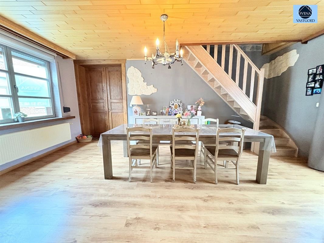 RUIME KARAKTERWONING MET GROENE OASE IN ZARLARDINGE foto 5