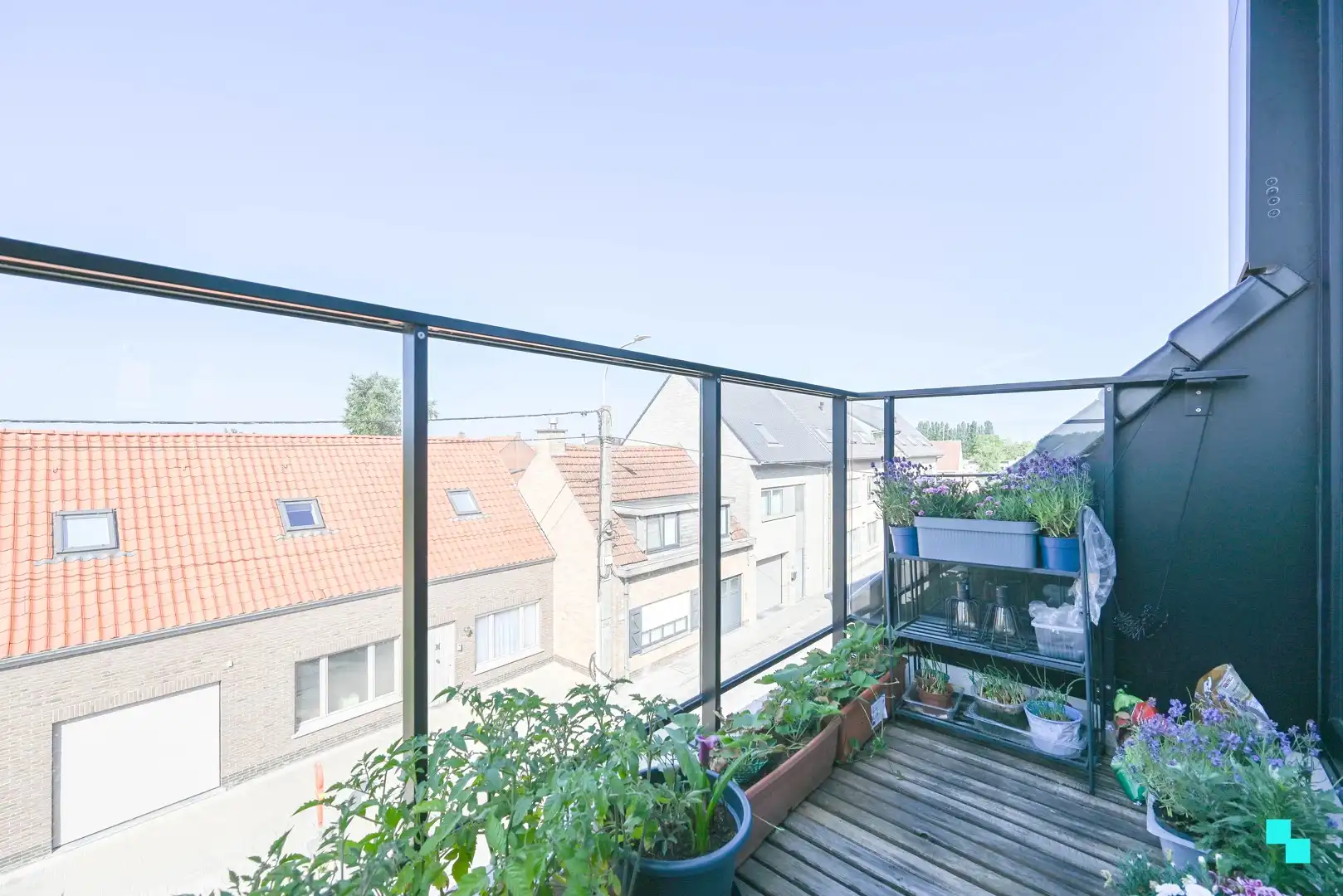 Instapklaar appartement met terras in hartje Langemark foto 5