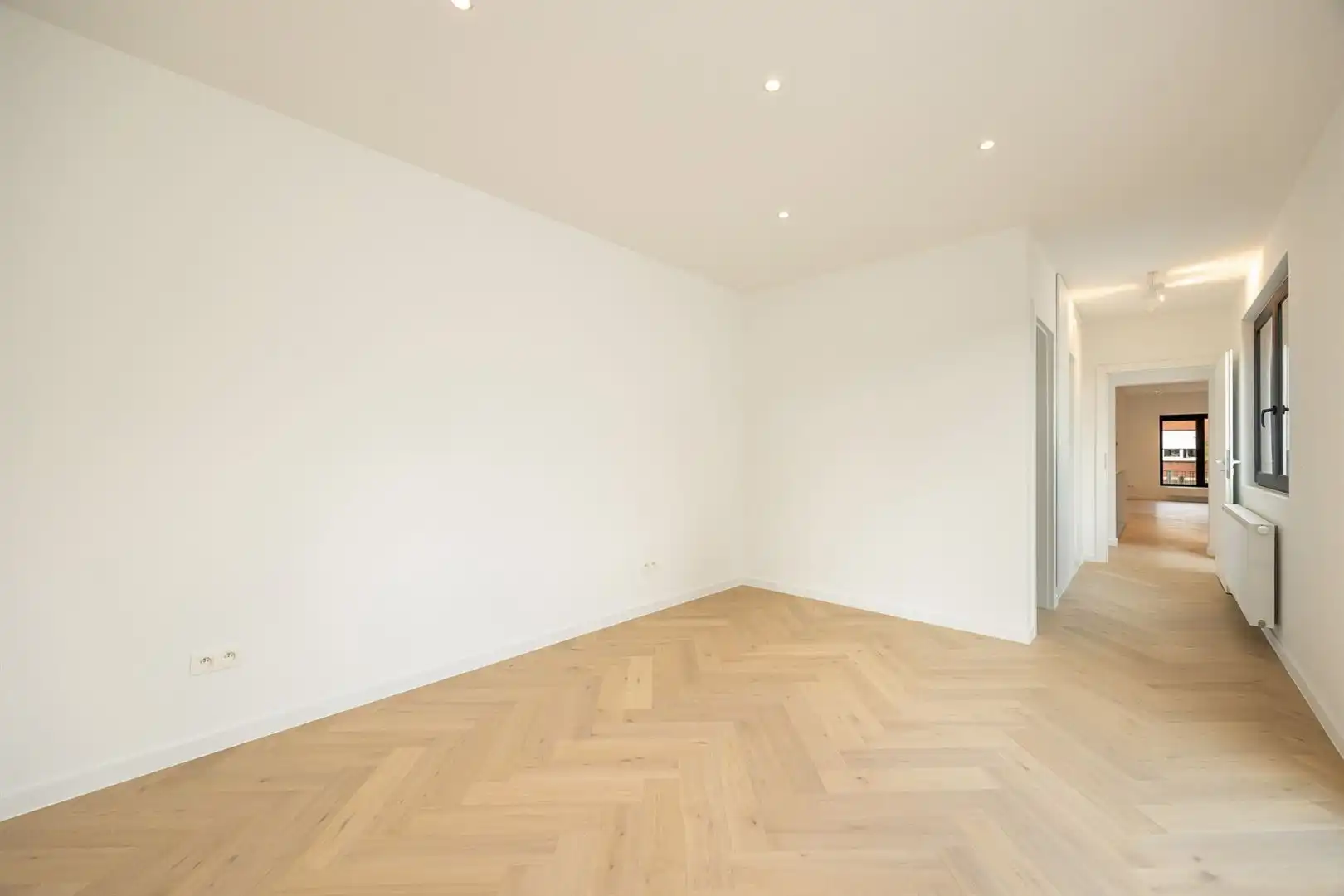 Top-gerenoveerd gelijkvloers appartement in Ekeren-Donk foto 12